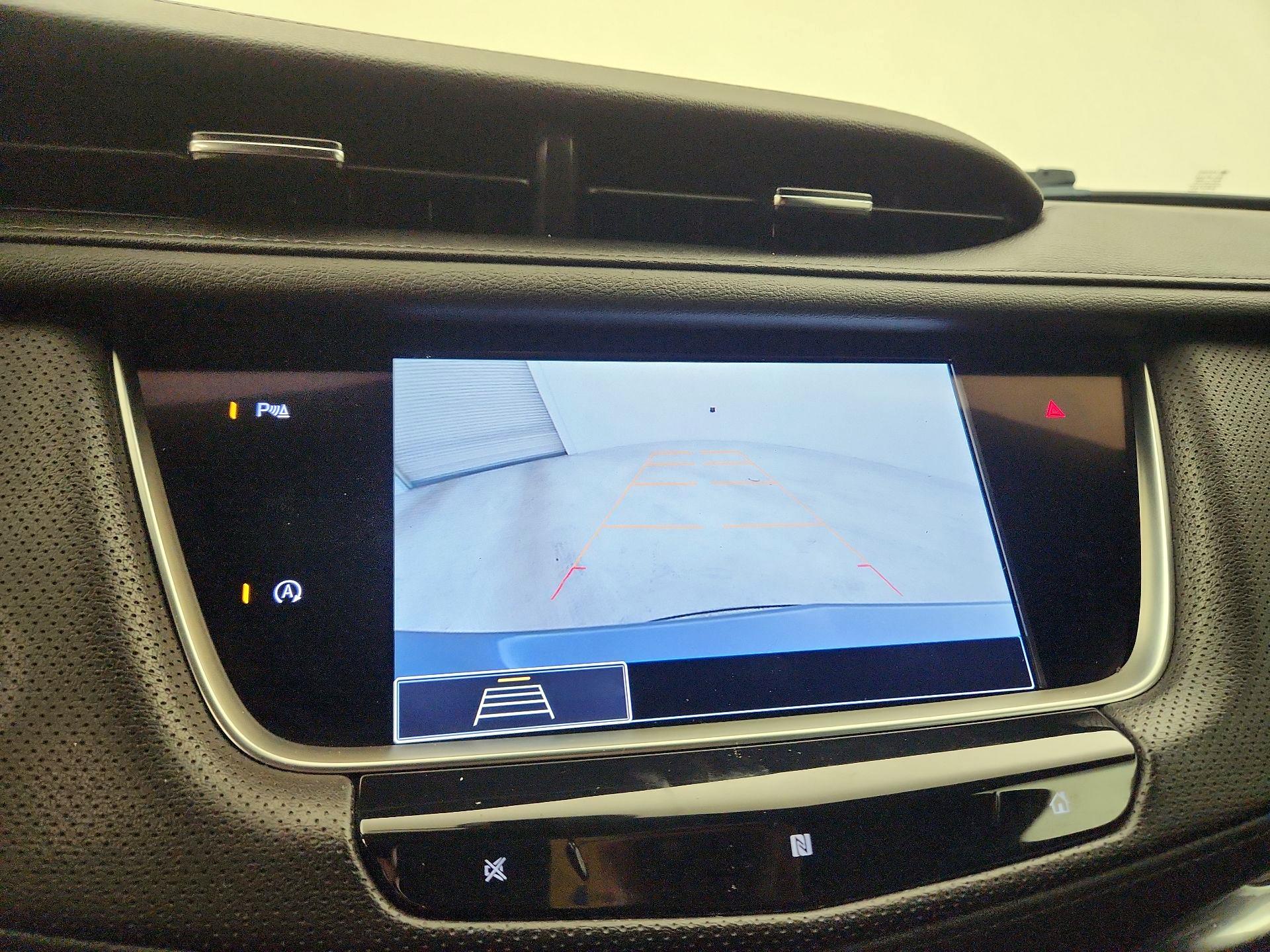 Thumbnail: 2020 Cadillac XT5 - 14