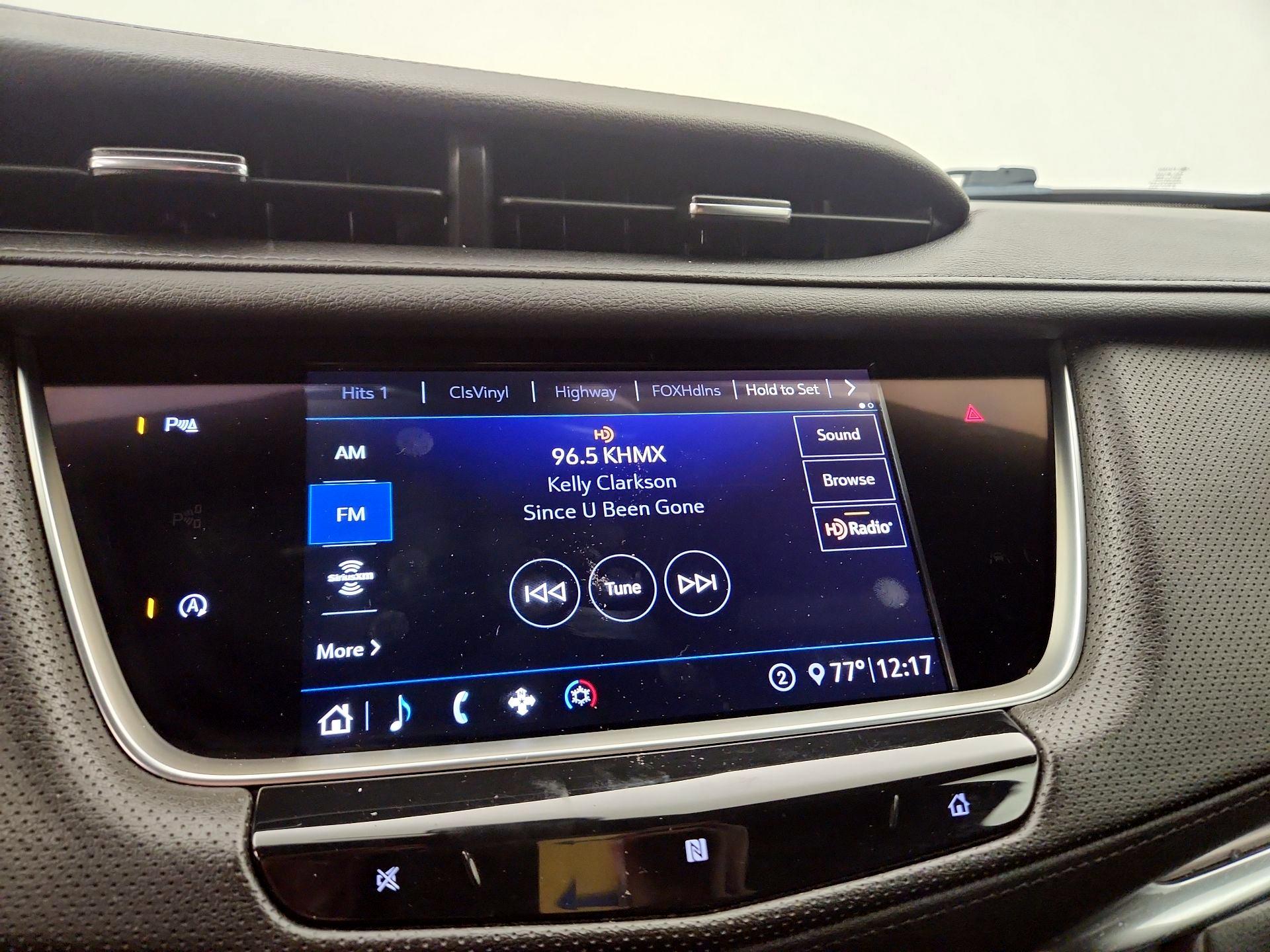Thumbnail: 2020 Cadillac XT5 - 15