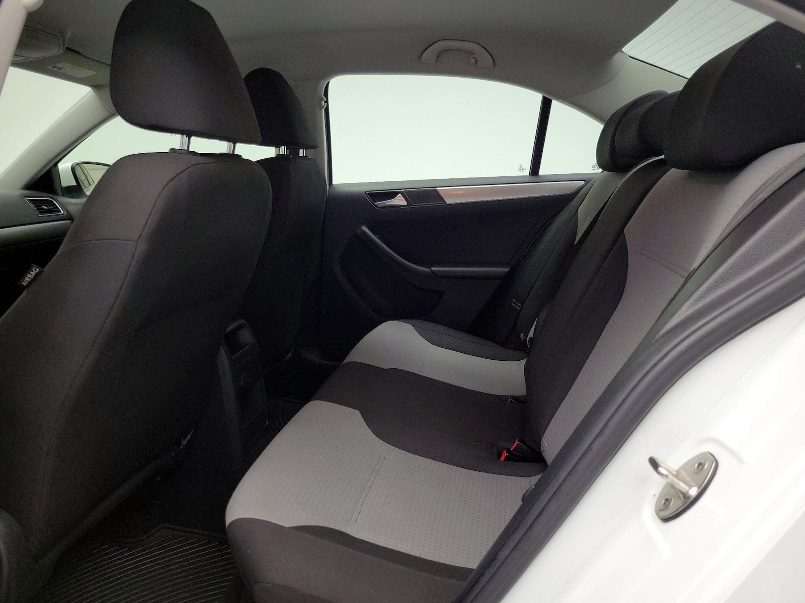 2017 Volkswagen Jetta S - Photo 20