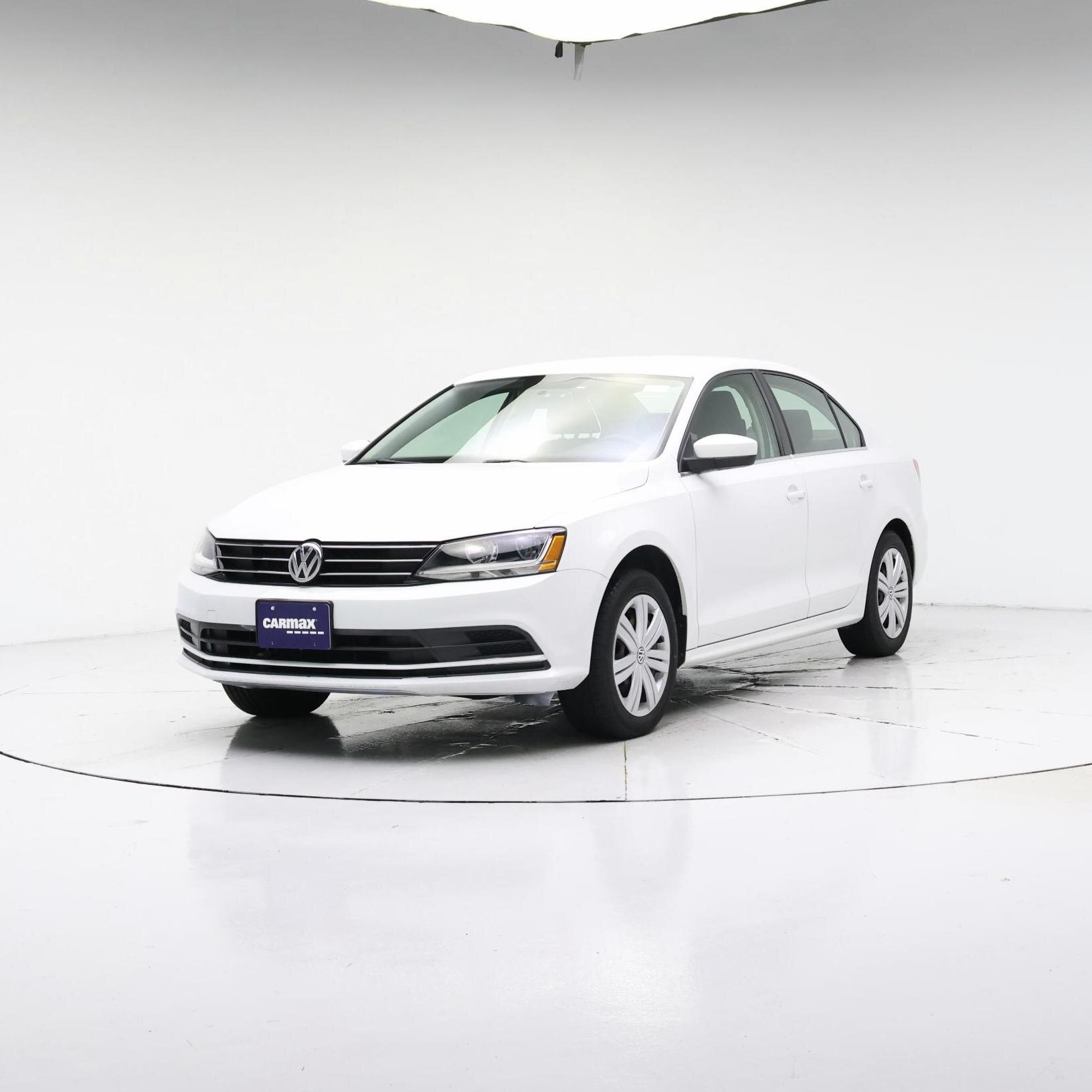 Thumbnail: 2017 Volkswagen Jetta - 4