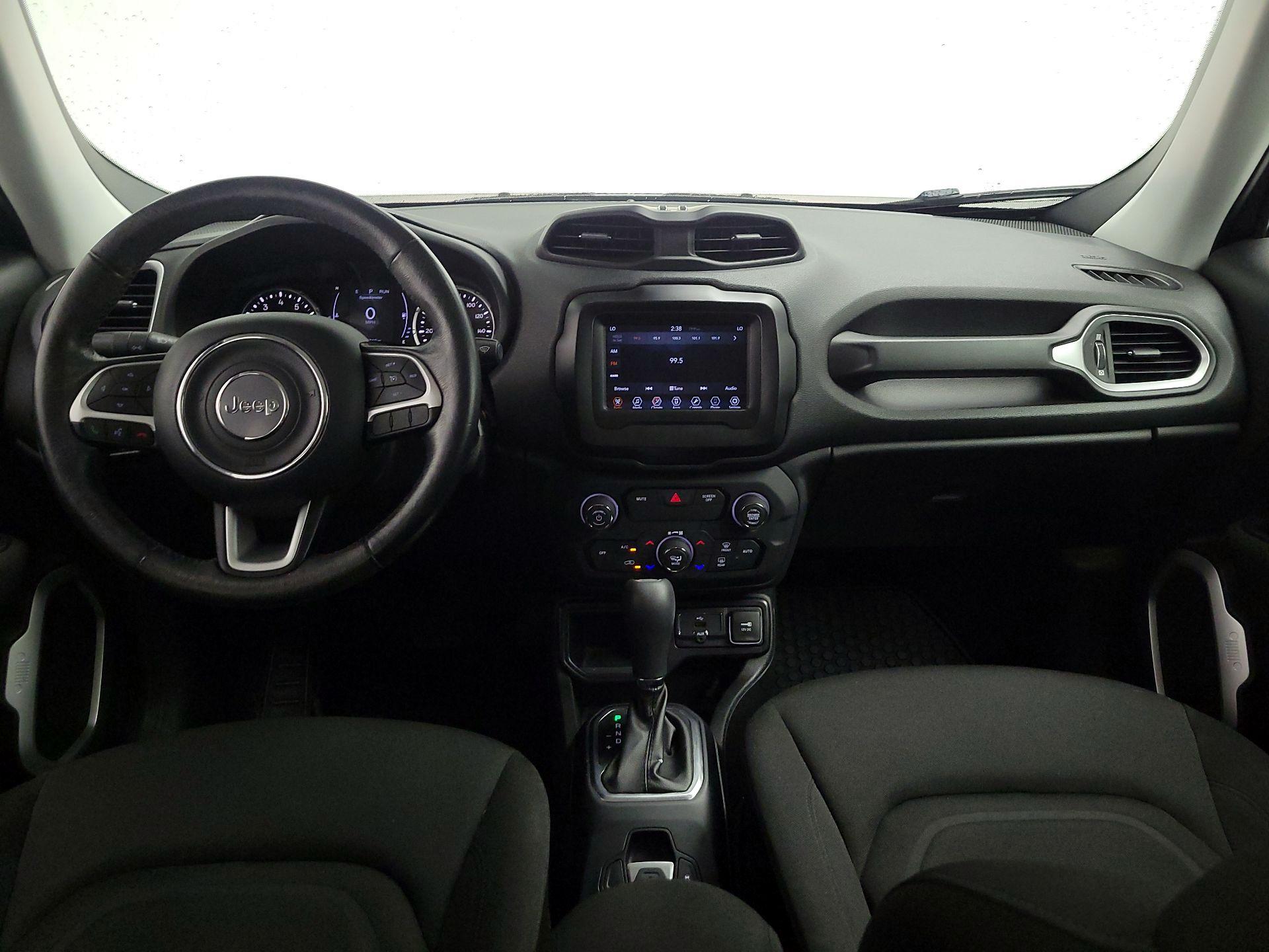 Thumbnail: 2018 Jeep Renegade - 9