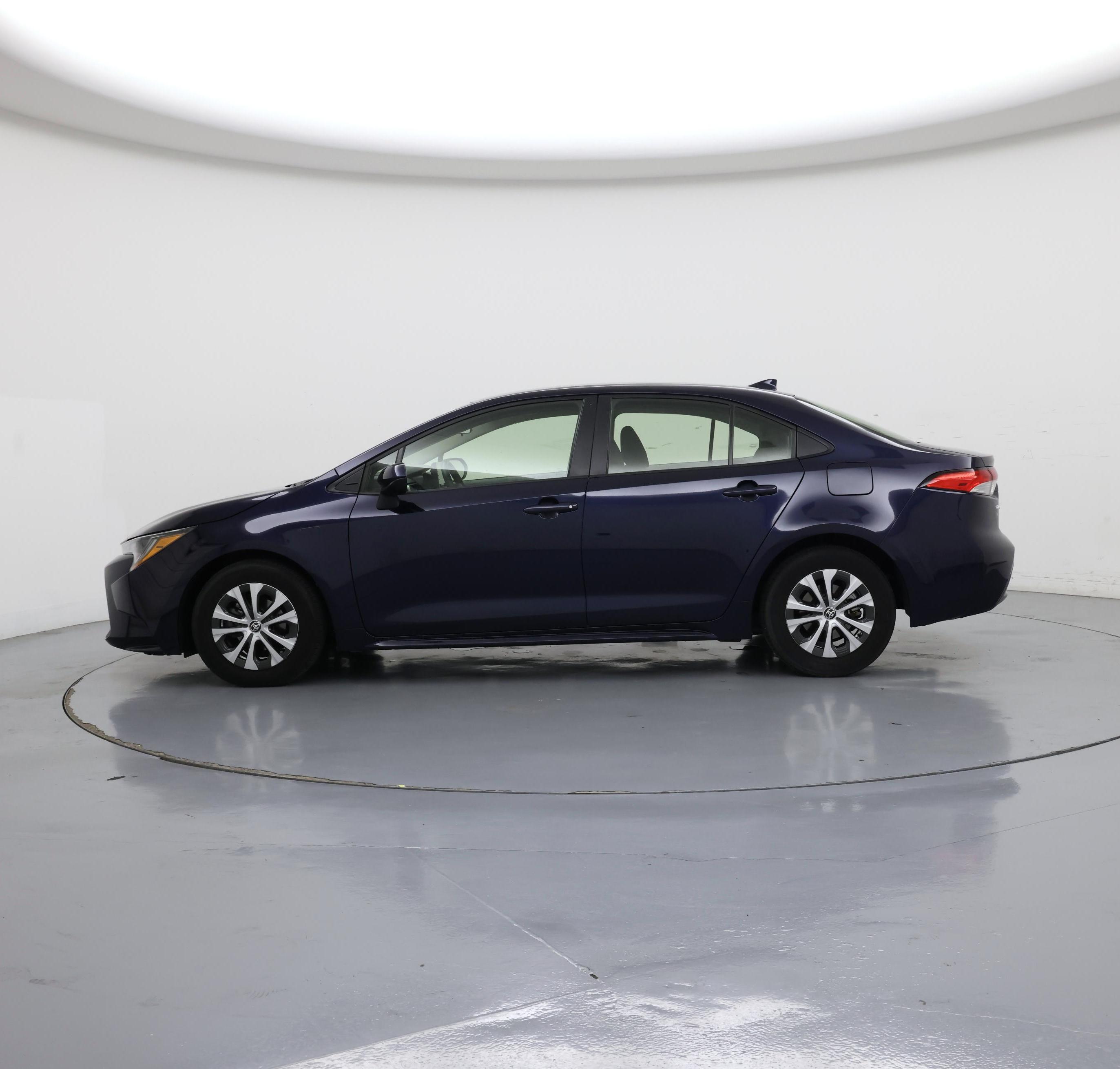 Thumbnail: 2022 Toyota Corolla - 3