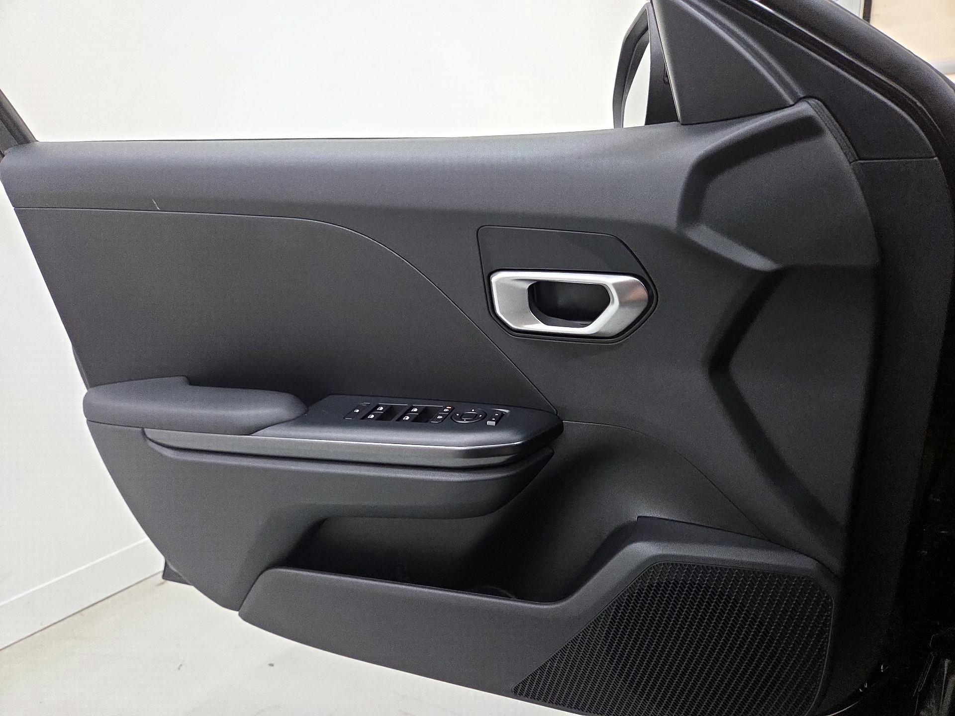 Thumbnail: 2026 Kia K4 - 12