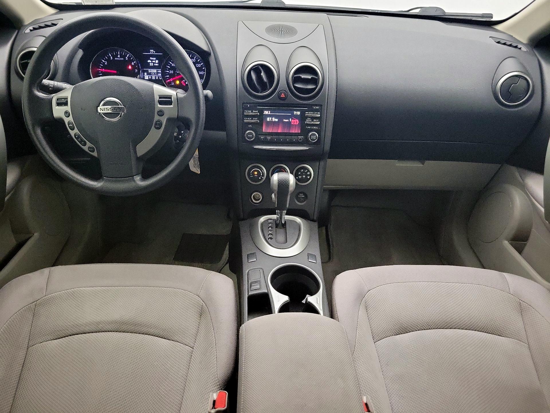 Thumbnail: 2015 Nissan Rogue - 9