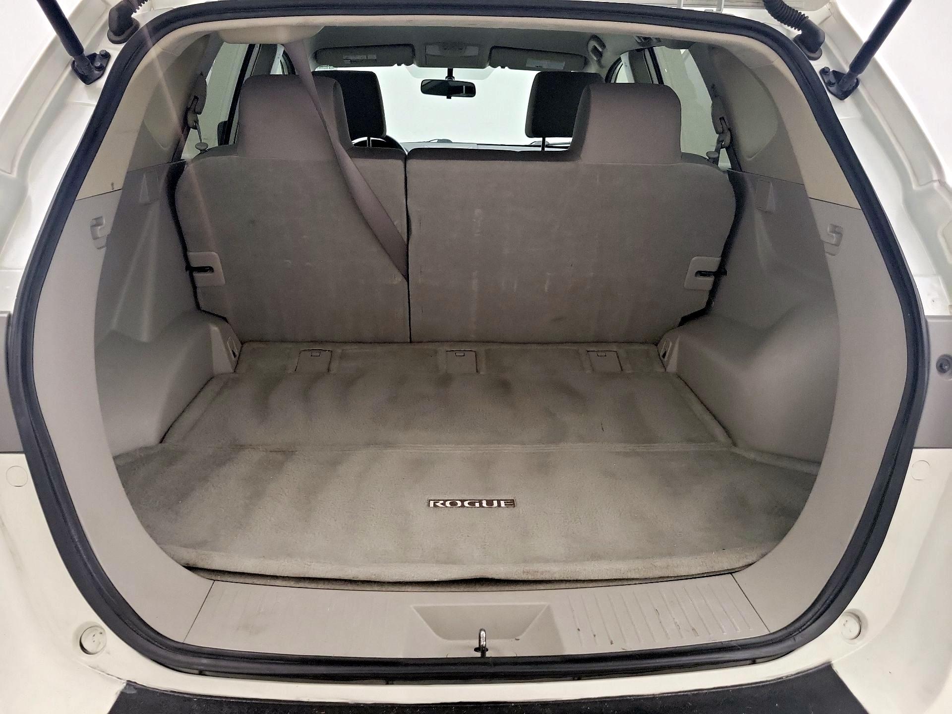 Thumbnail: 2015 Nissan Rogue - 20