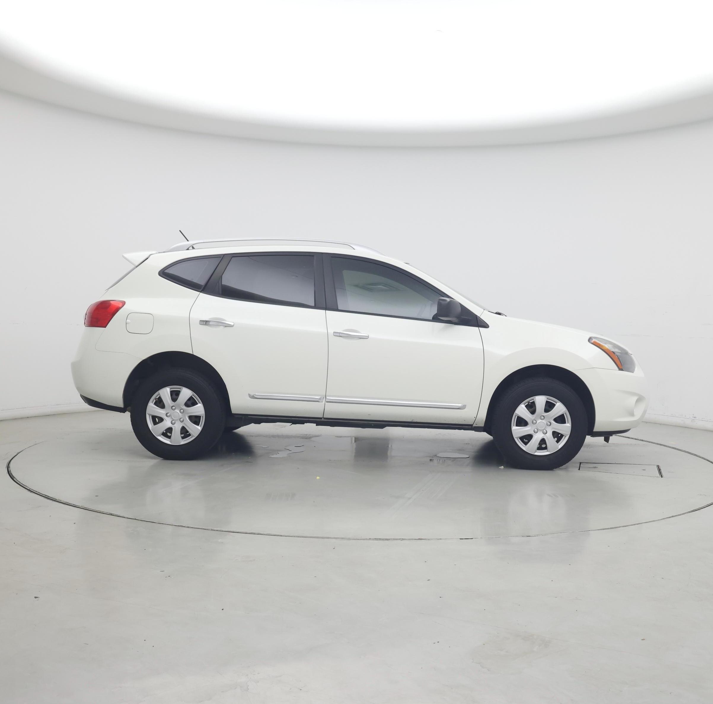 Thumbnail: 2015 Nissan Rogue - 7