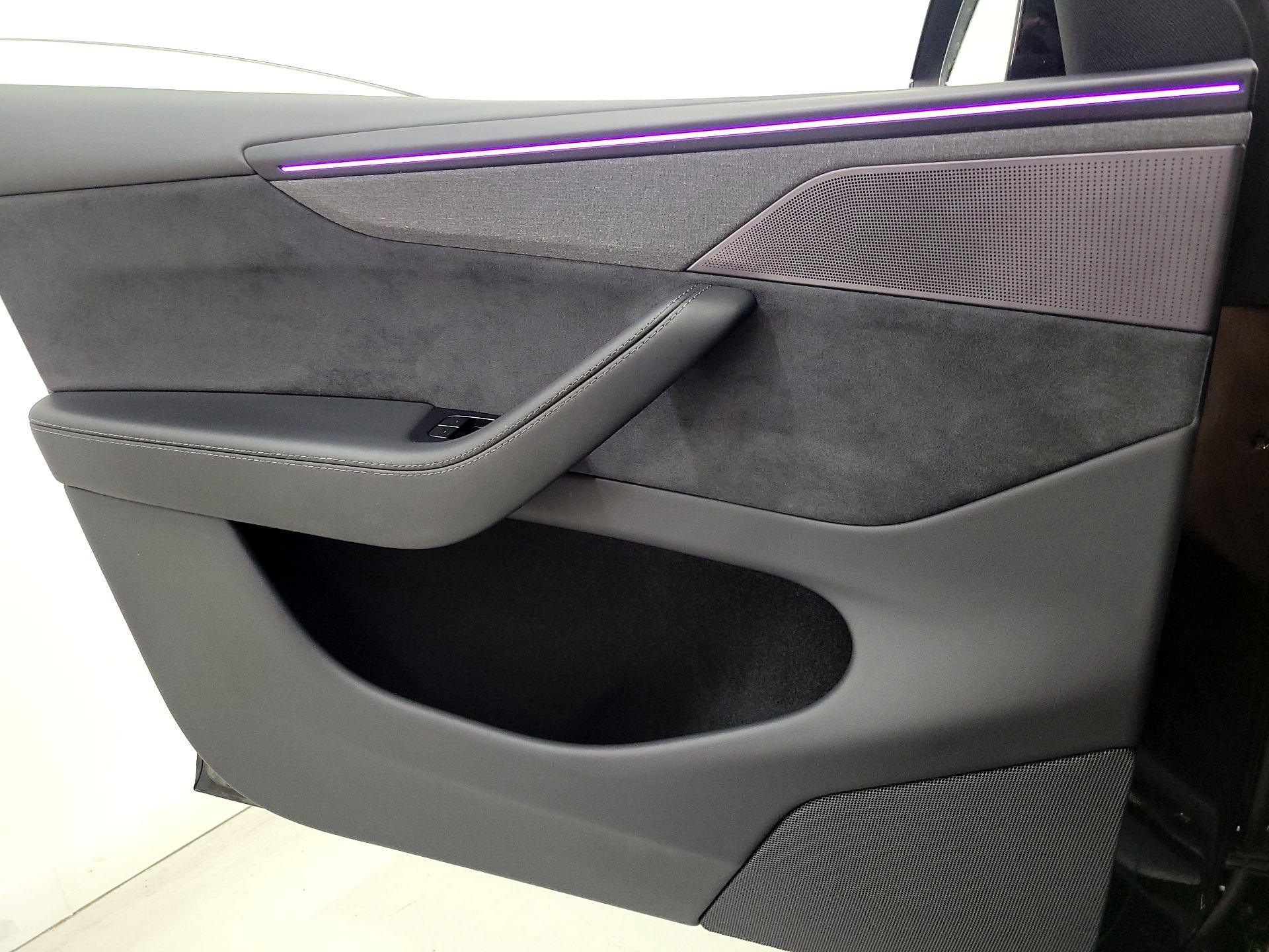 Thumbnail: 2026 Tesla Model Y - 12