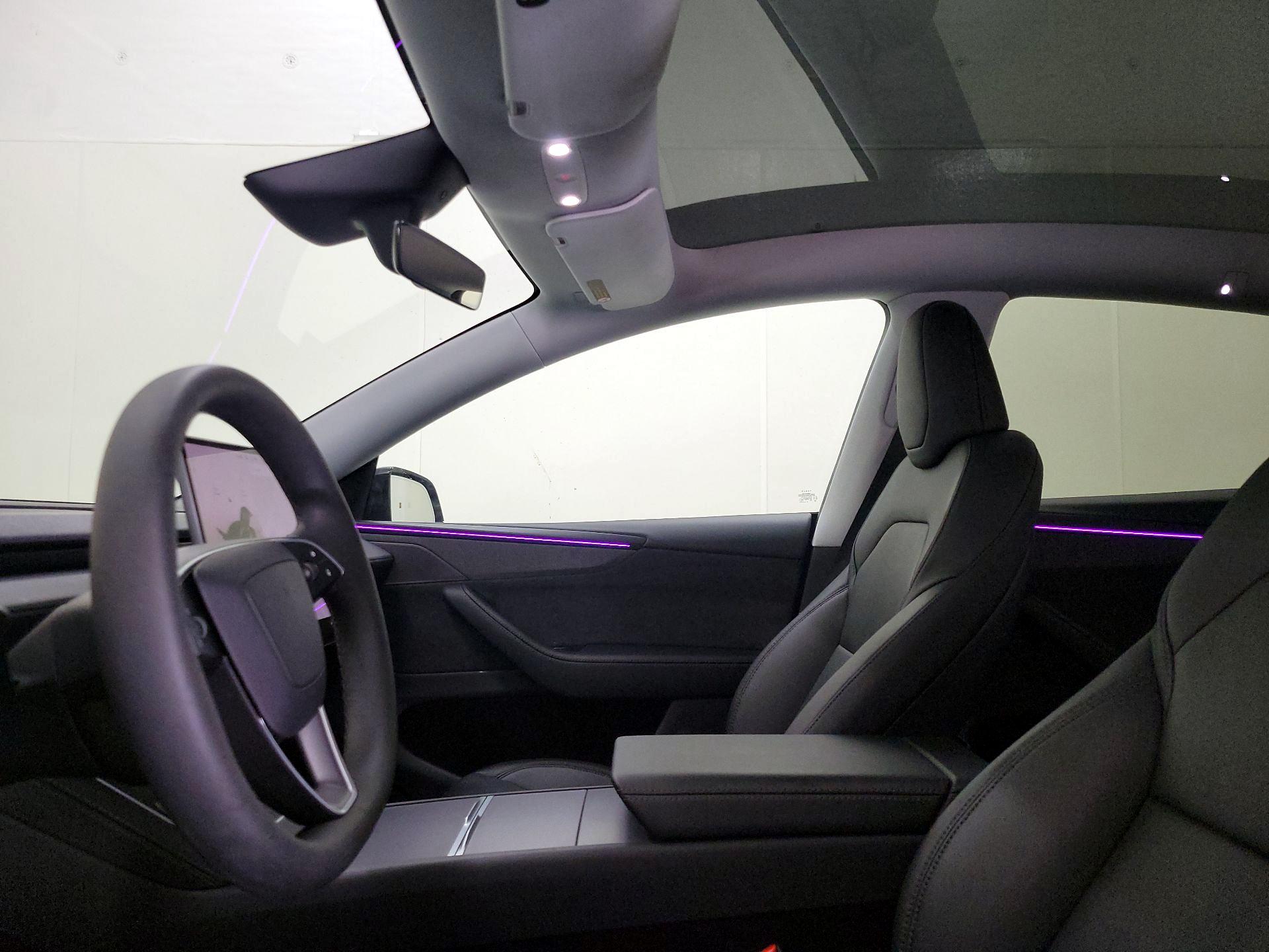 Thumbnail: 2026 Tesla Model Y - 18