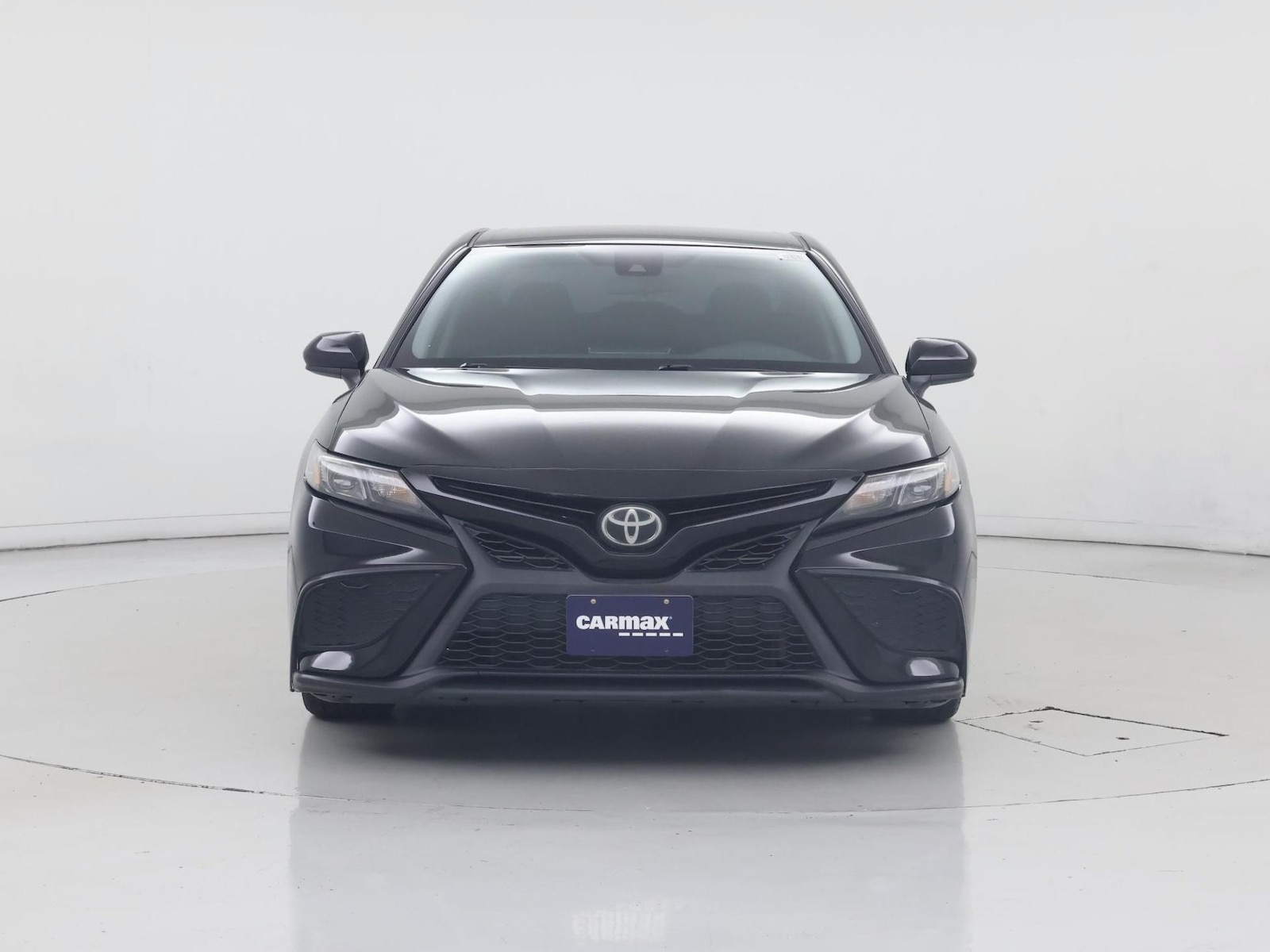 2021 Toyota Camry SE - Photo 6
