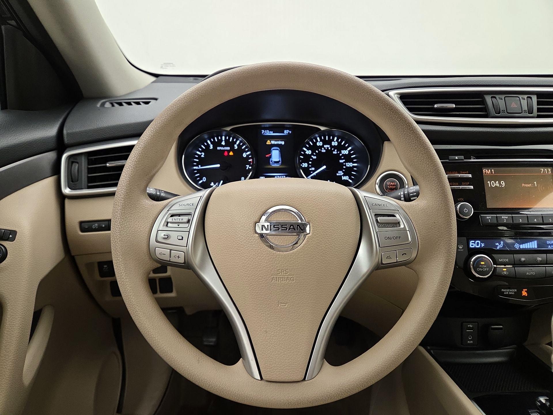 Thumbnail: 2014 Nissan Rogue - 10
