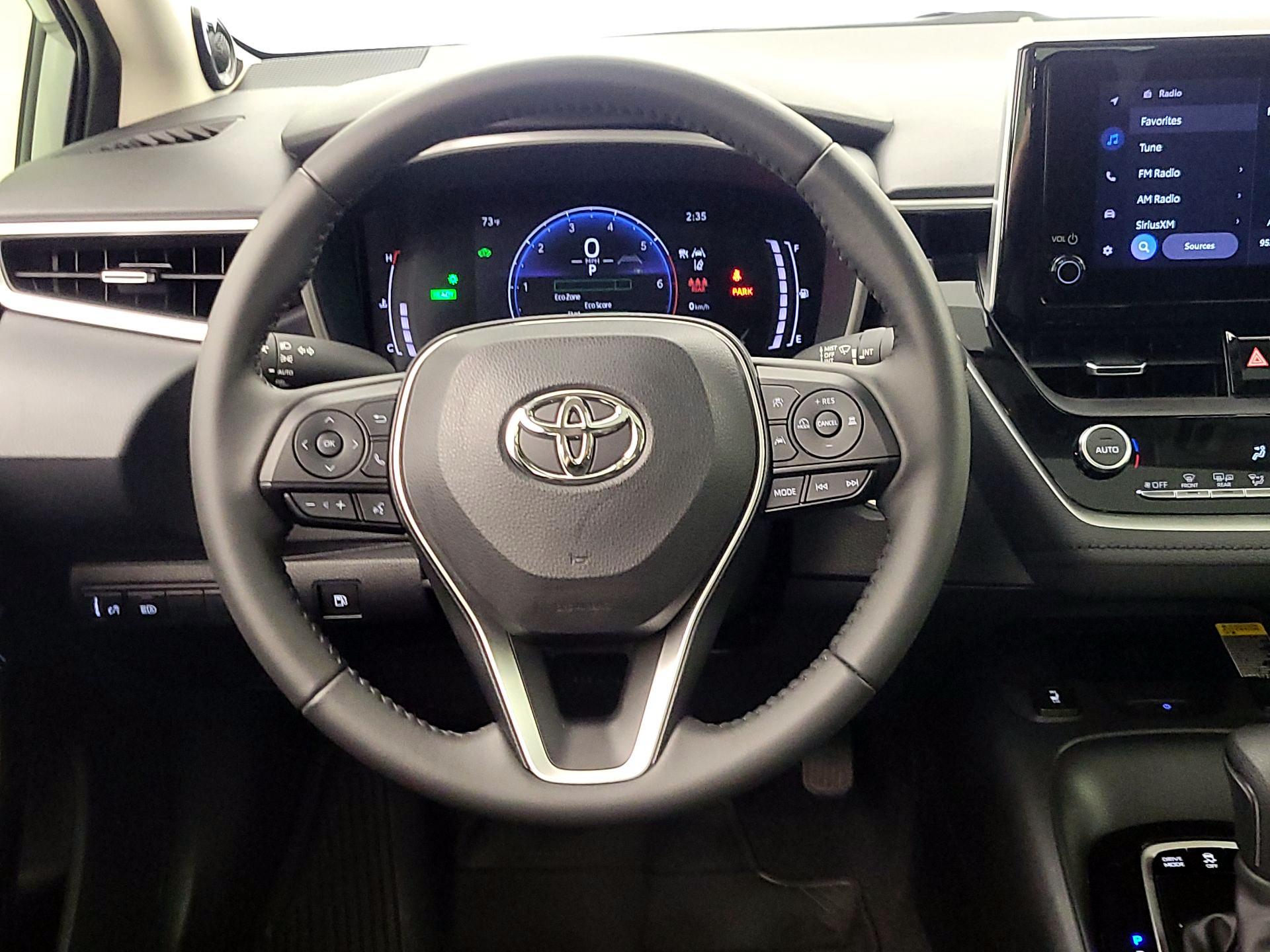 Thumbnail: 2024 Toyota Corolla - 10