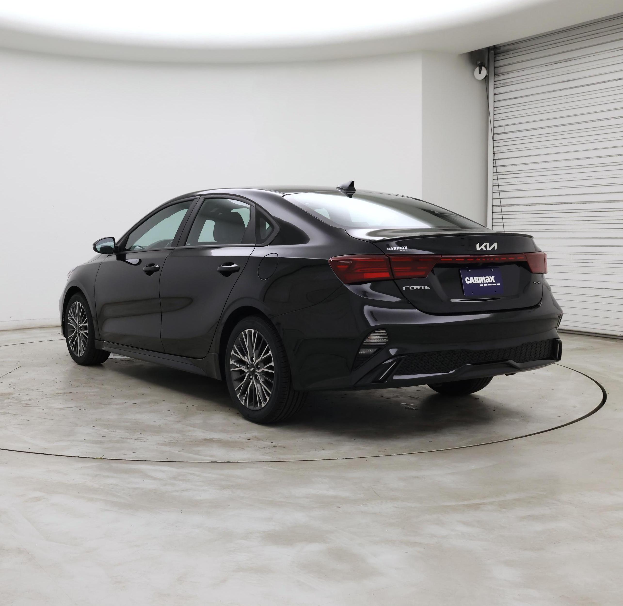 Thumbnail: 2022 Kia Forte - 2