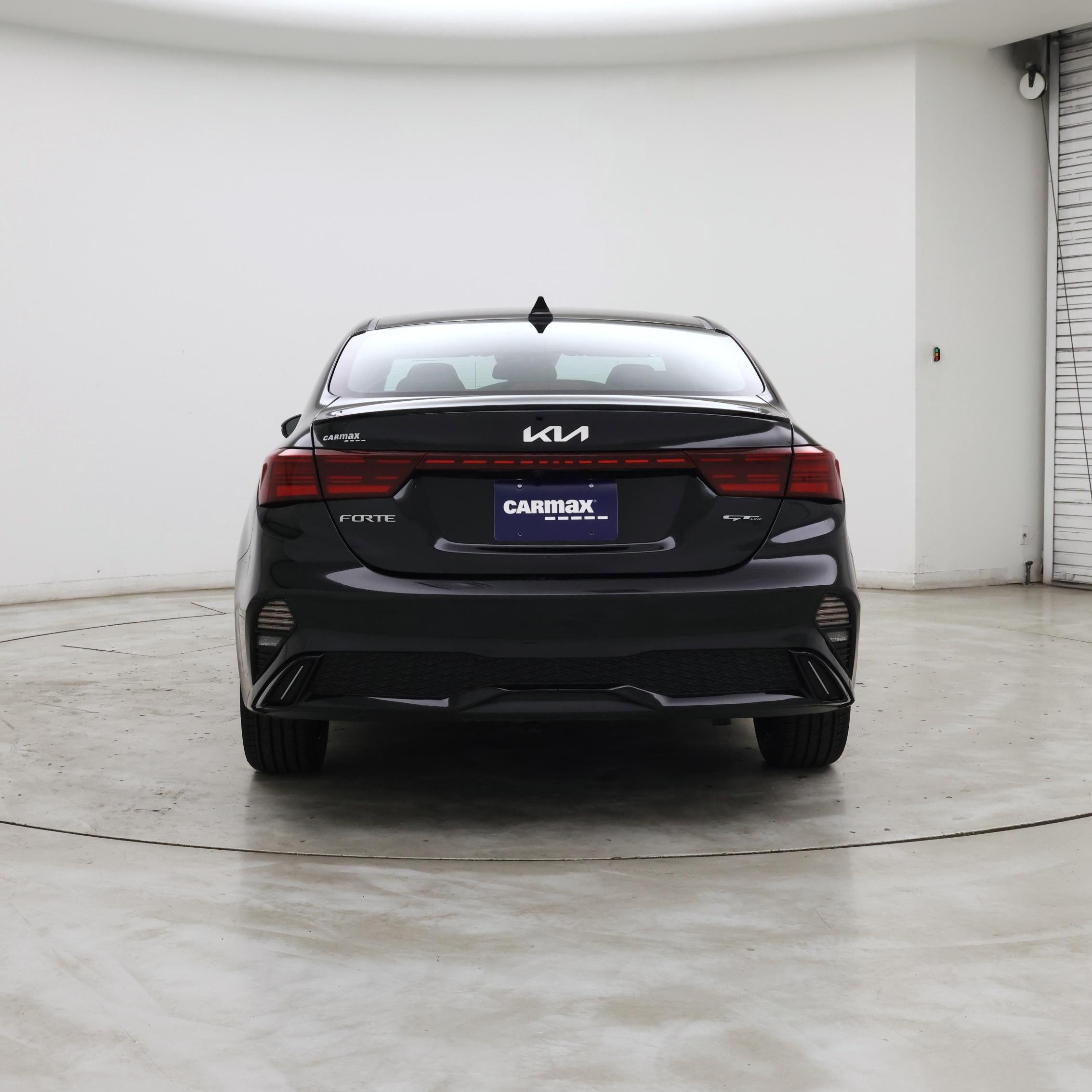 Thumbnail: 2022 Kia Forte - 6