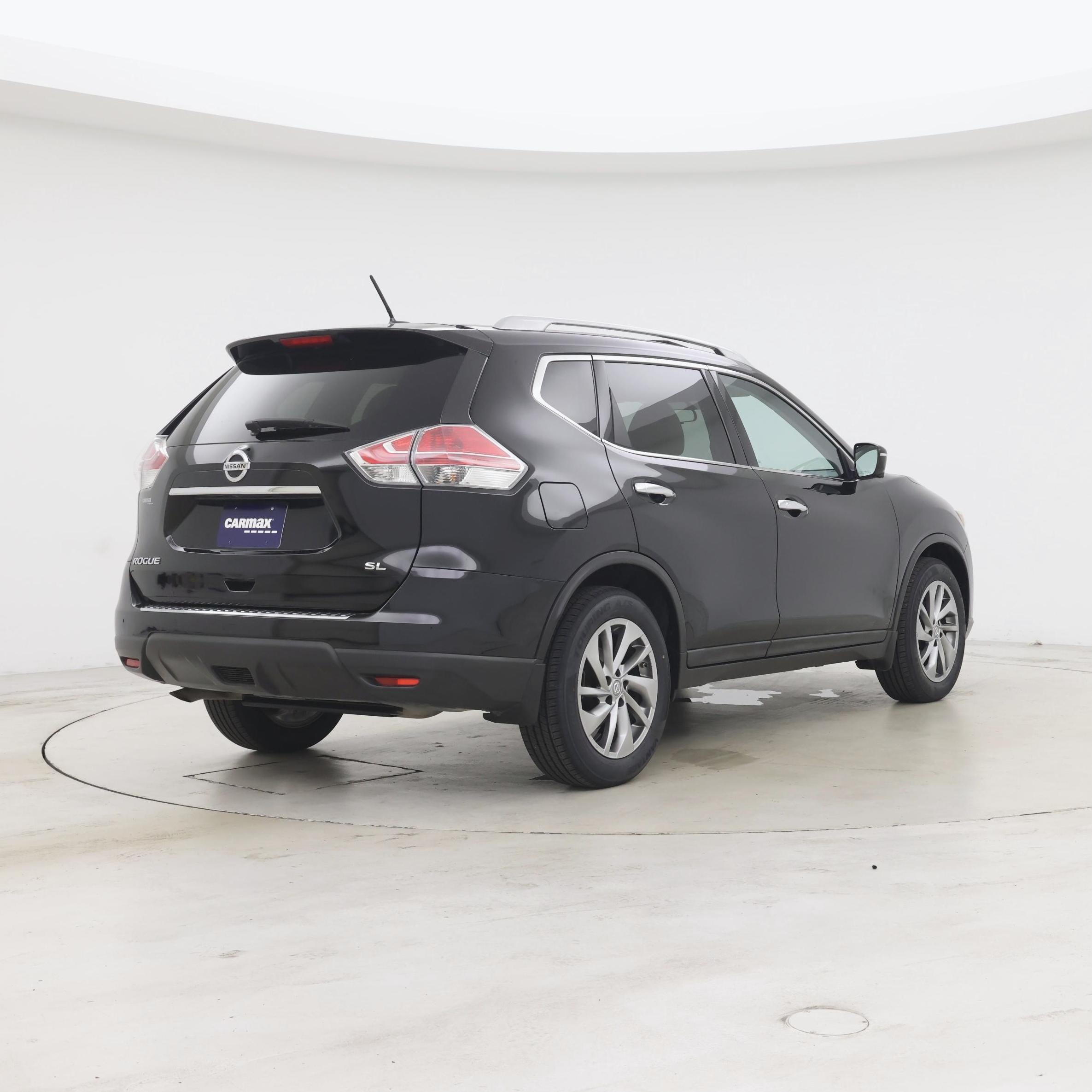Thumbnail: 2015 Nissan Rogue - 8