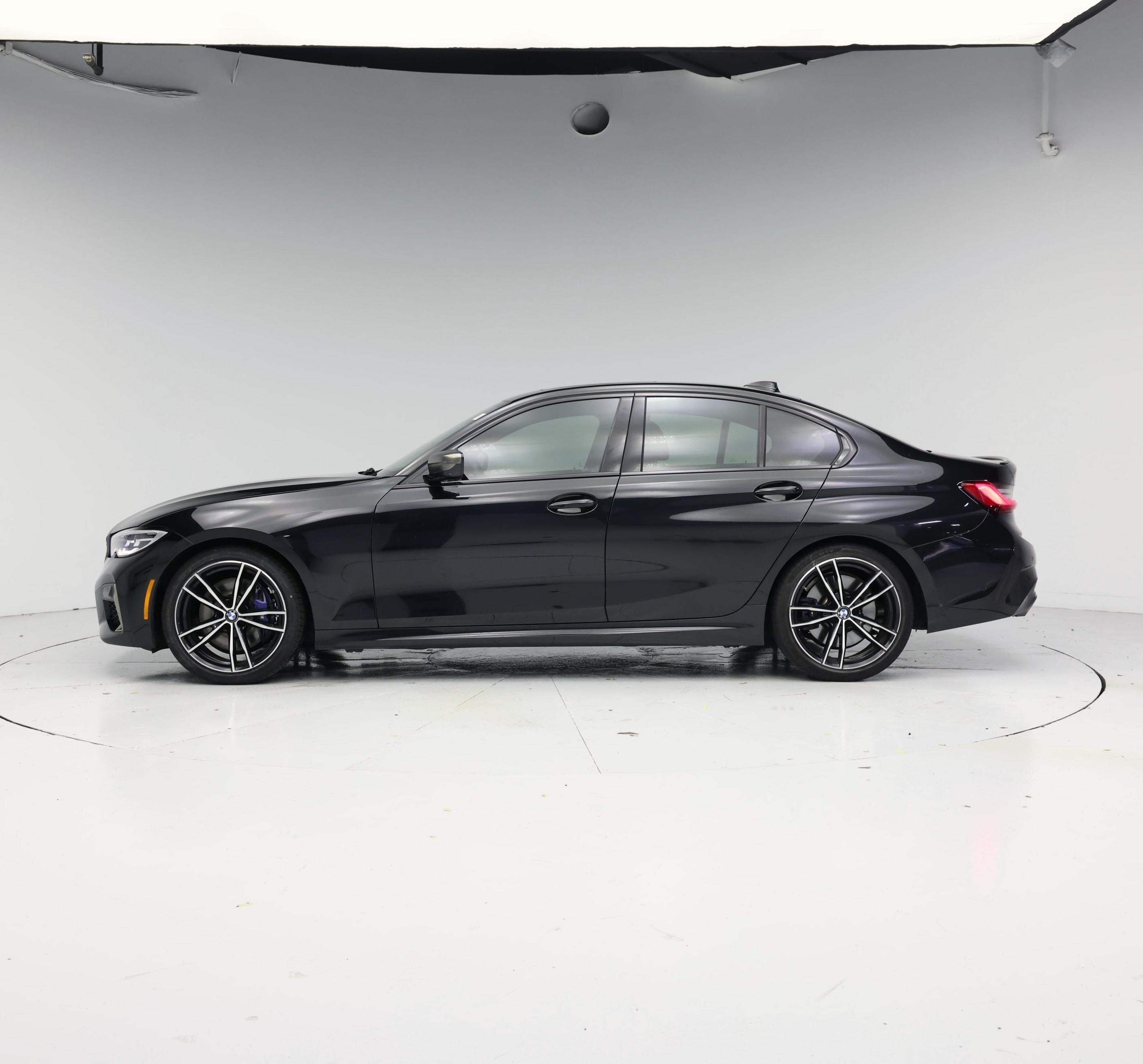 Thumbnail: 2020 BMW 3 Series - 3