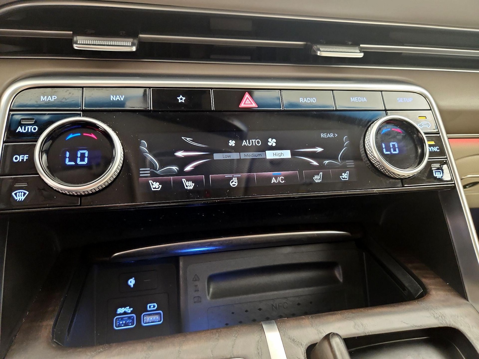2023 GENESIS GV80 Advanced+ - Photo 18