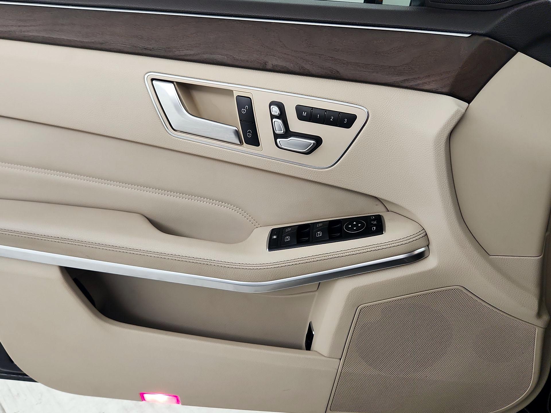 Thumbnail: 2015 Mercedes-Benz E-Class - 10