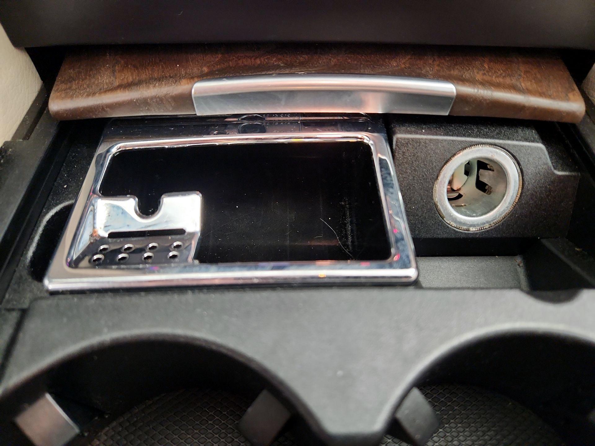 Thumbnail: 2015 Mercedes-Benz E-Class - 17