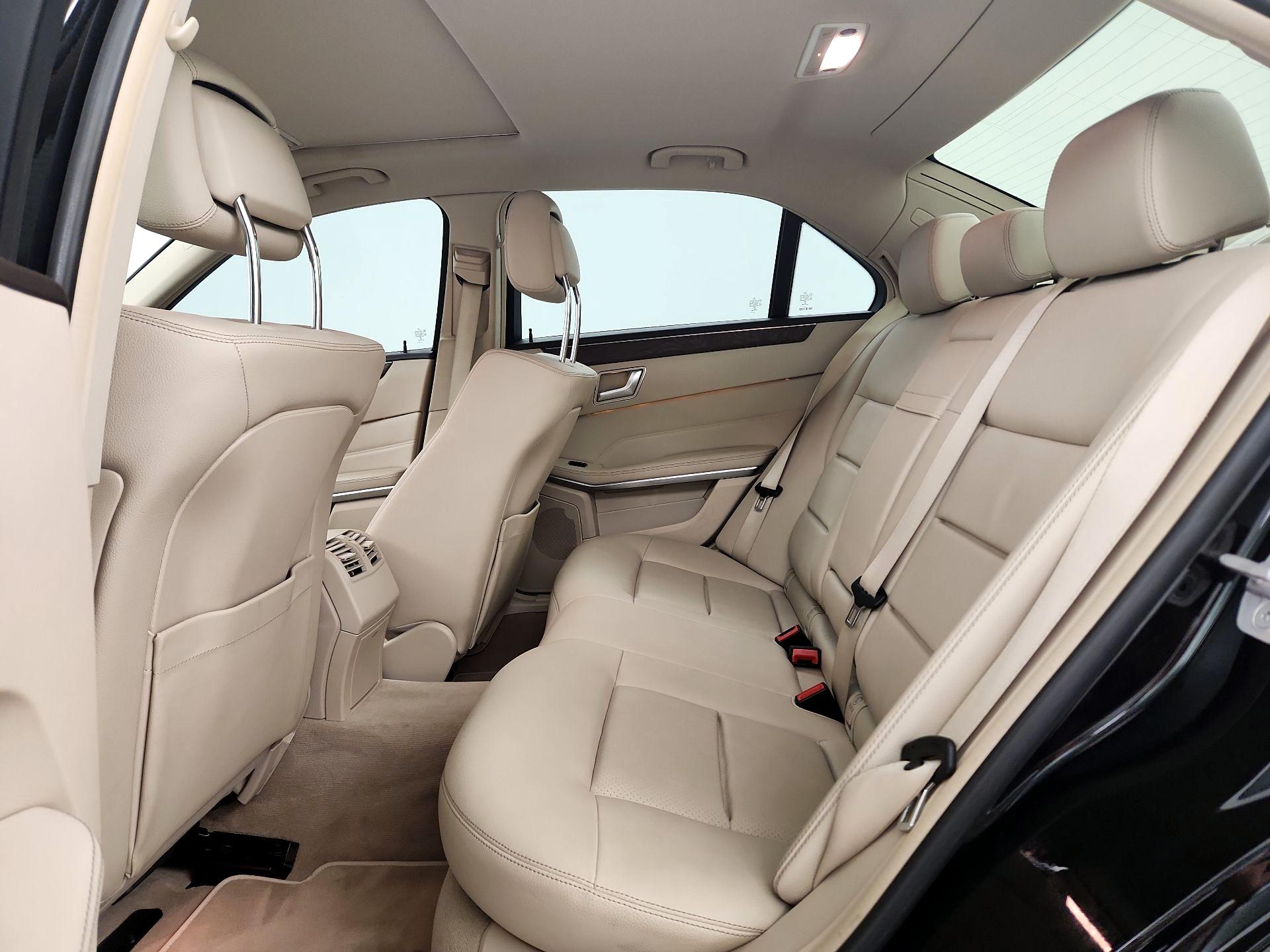 Thumbnail: 2015 Mercedes-Benz E-Class - 19