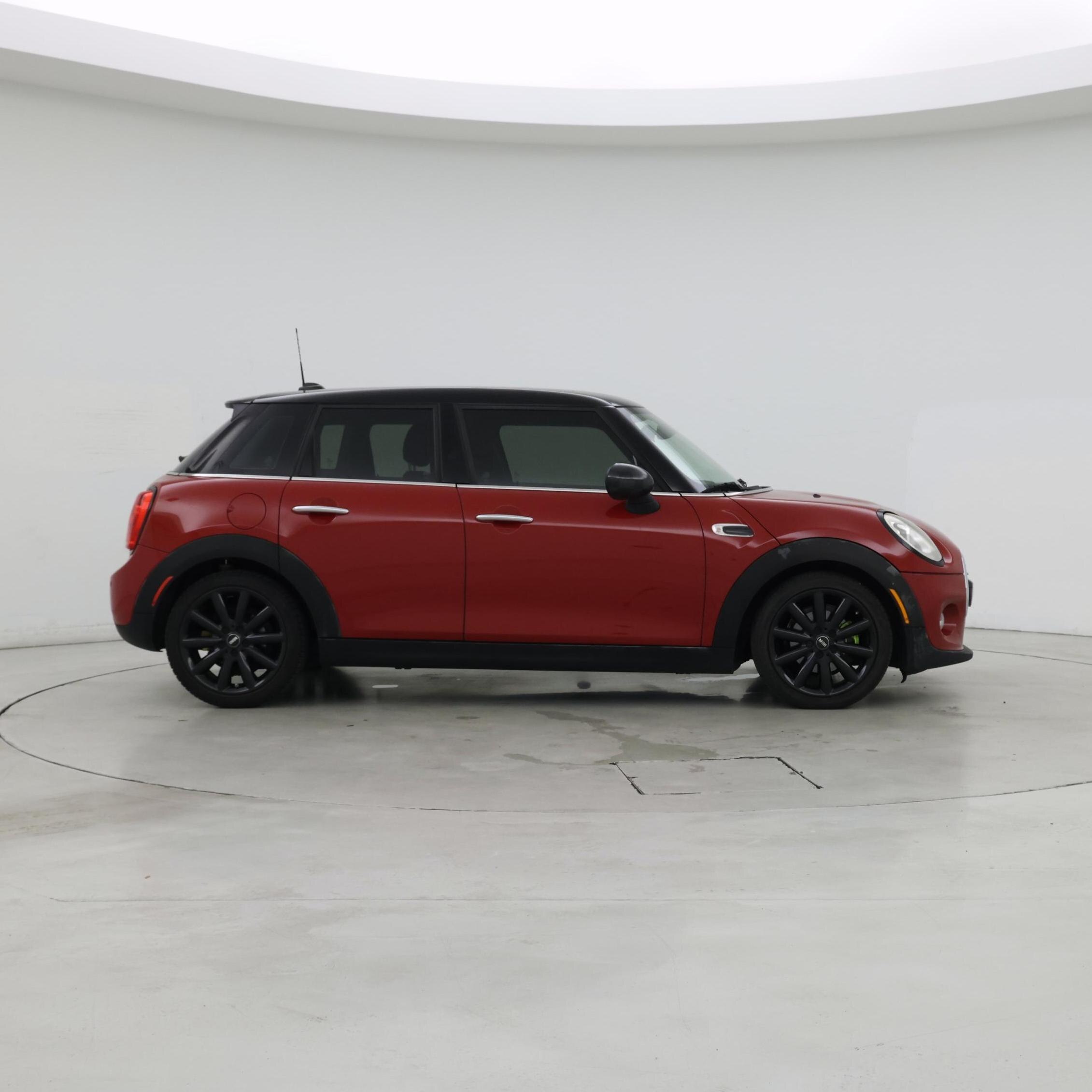 Thumbnail: 2017 MINI Cooper Hardtop - 7