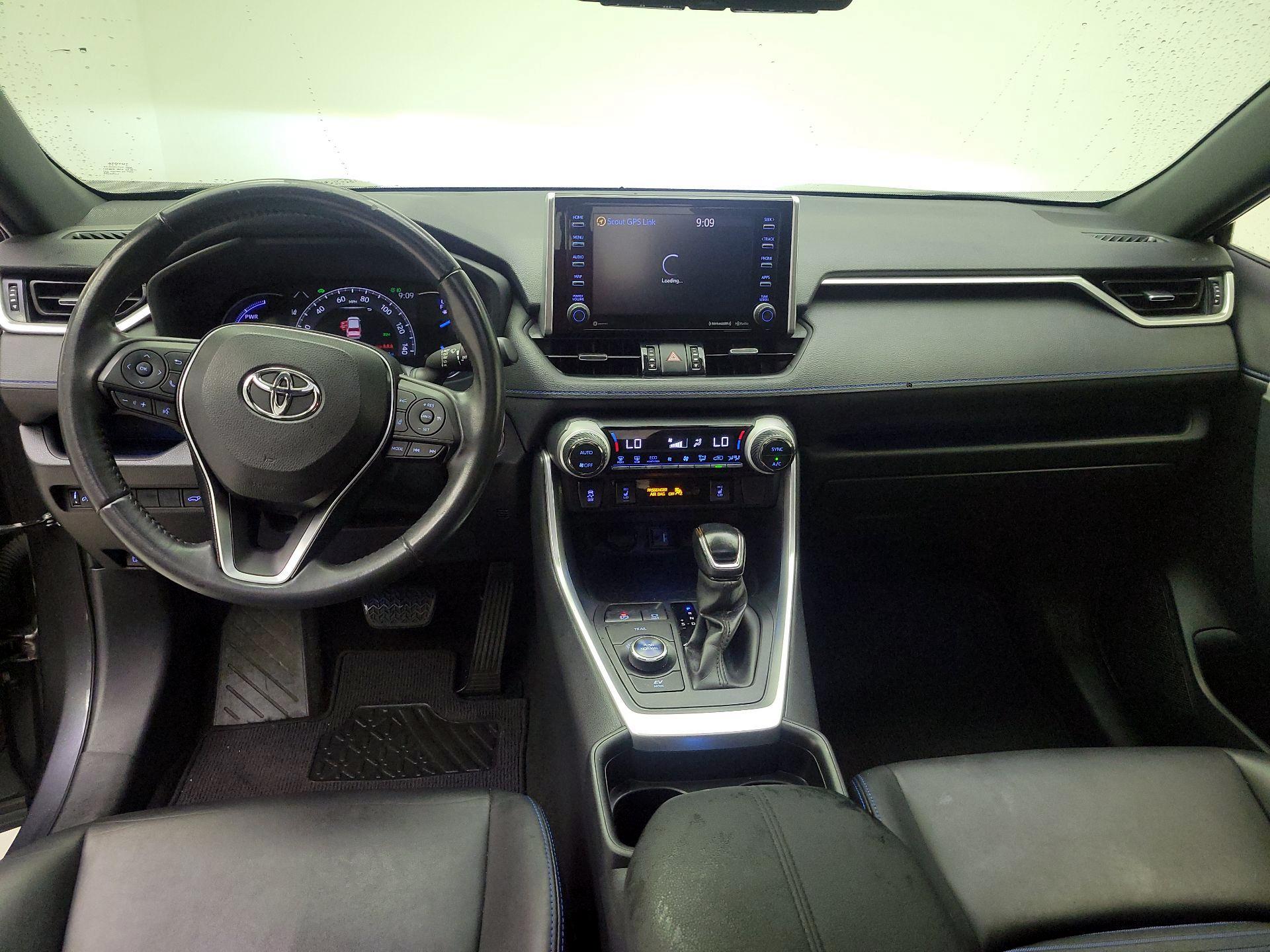 Thumbnail: 2019 Toyota RAV4 - 9