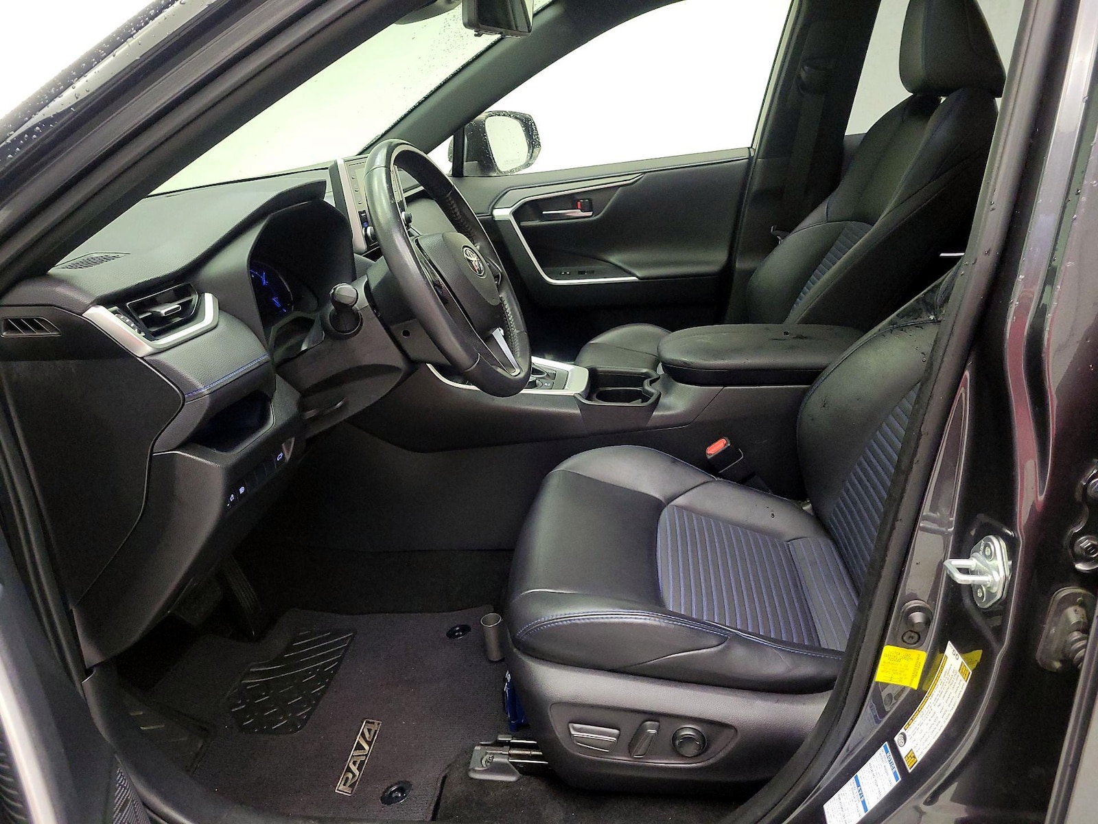 2019 Toyota RAV4 XSE - Photo 12