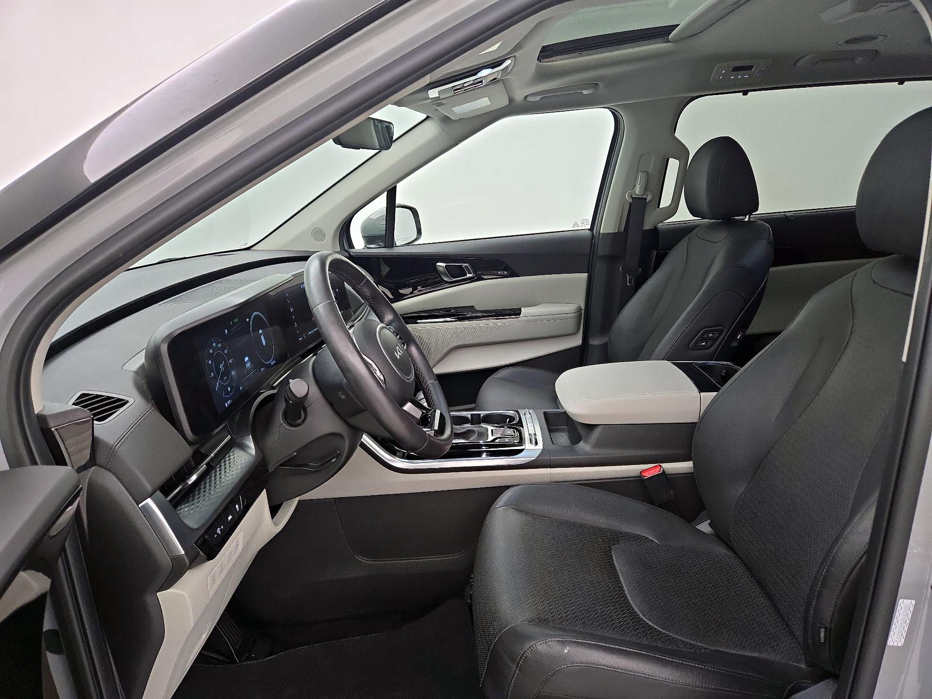 Thumbnail: 2024 Kia Carnival - 11