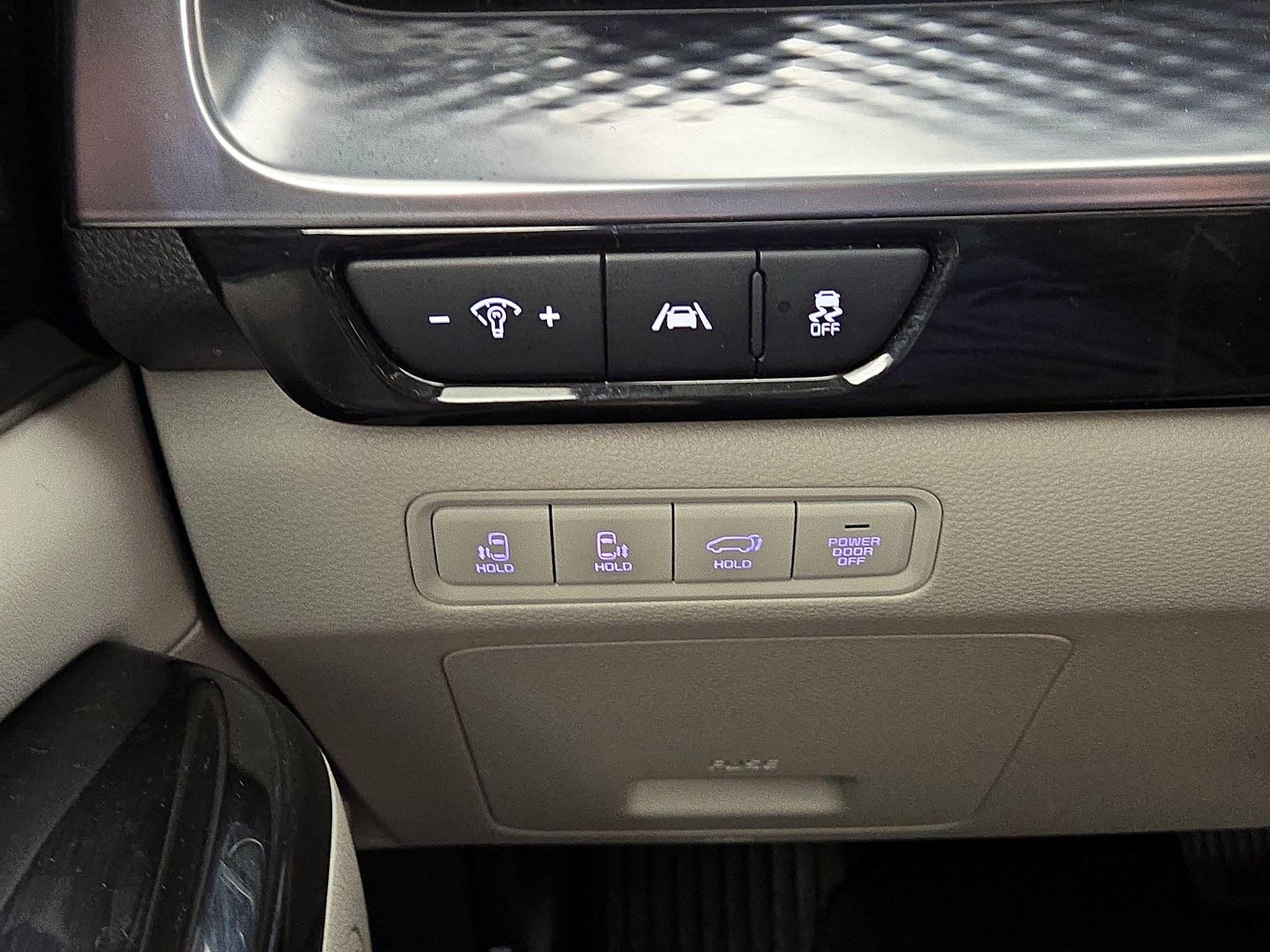 Thumbnail: 2024 Kia Carnival - 13