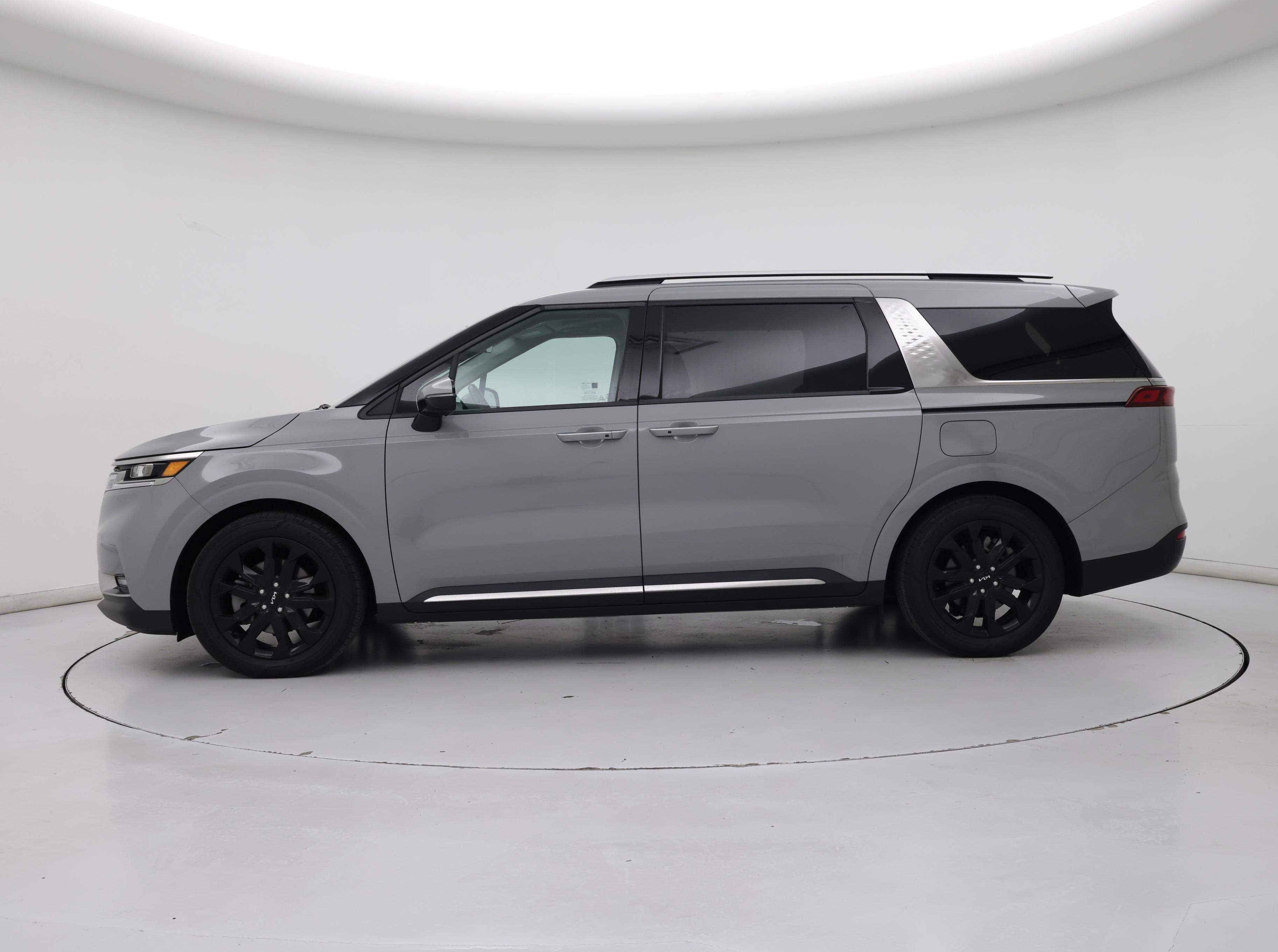 Thumbnail: 2024 Kia Carnival - 3