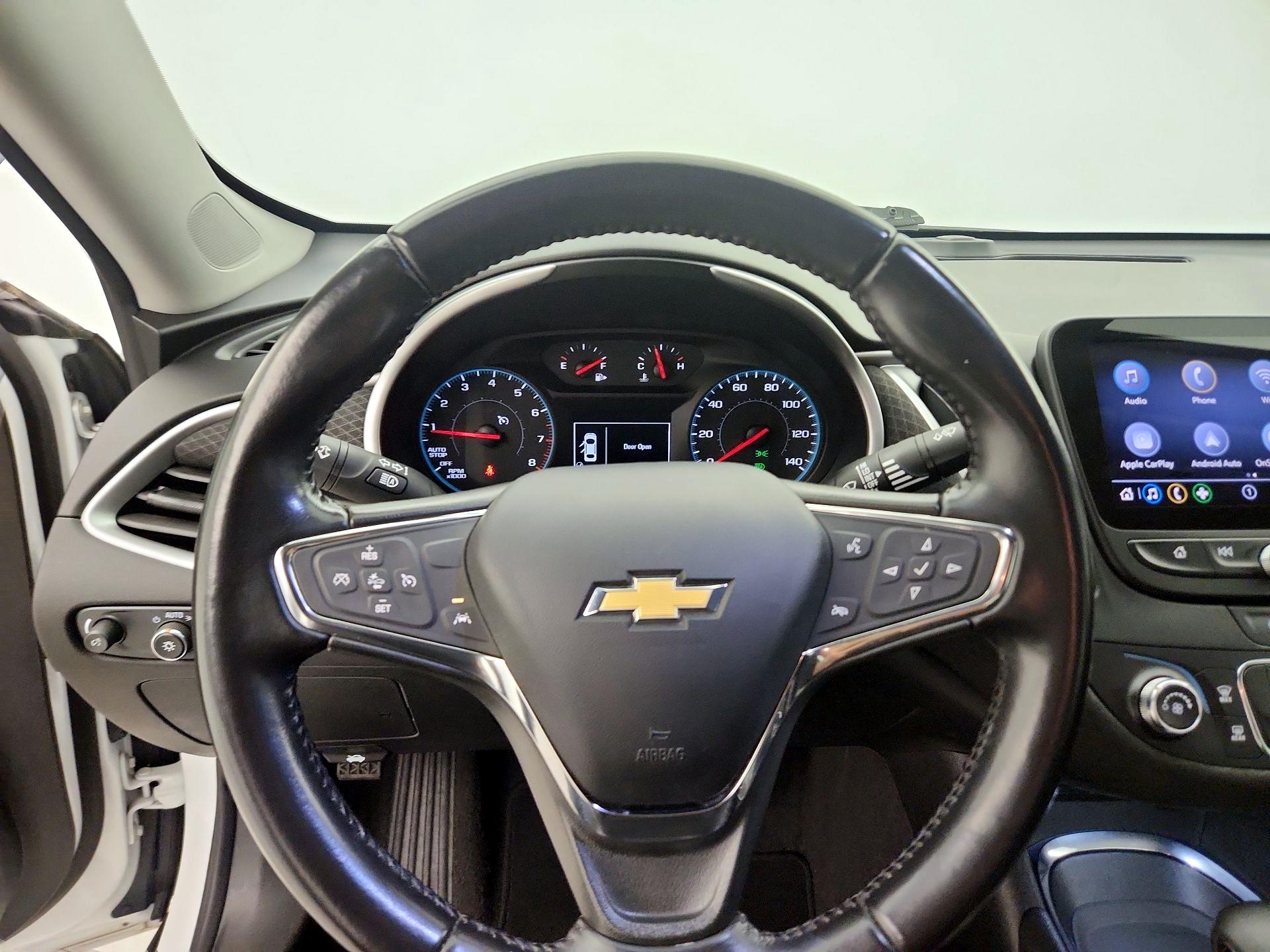 Thumbnail: 2021 Chevrolet Malibu - 10