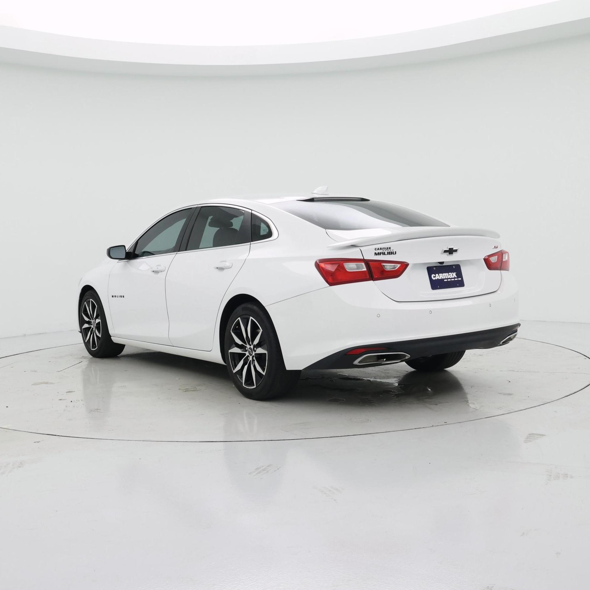 Thumbnail: 2021 Chevrolet Malibu - 2