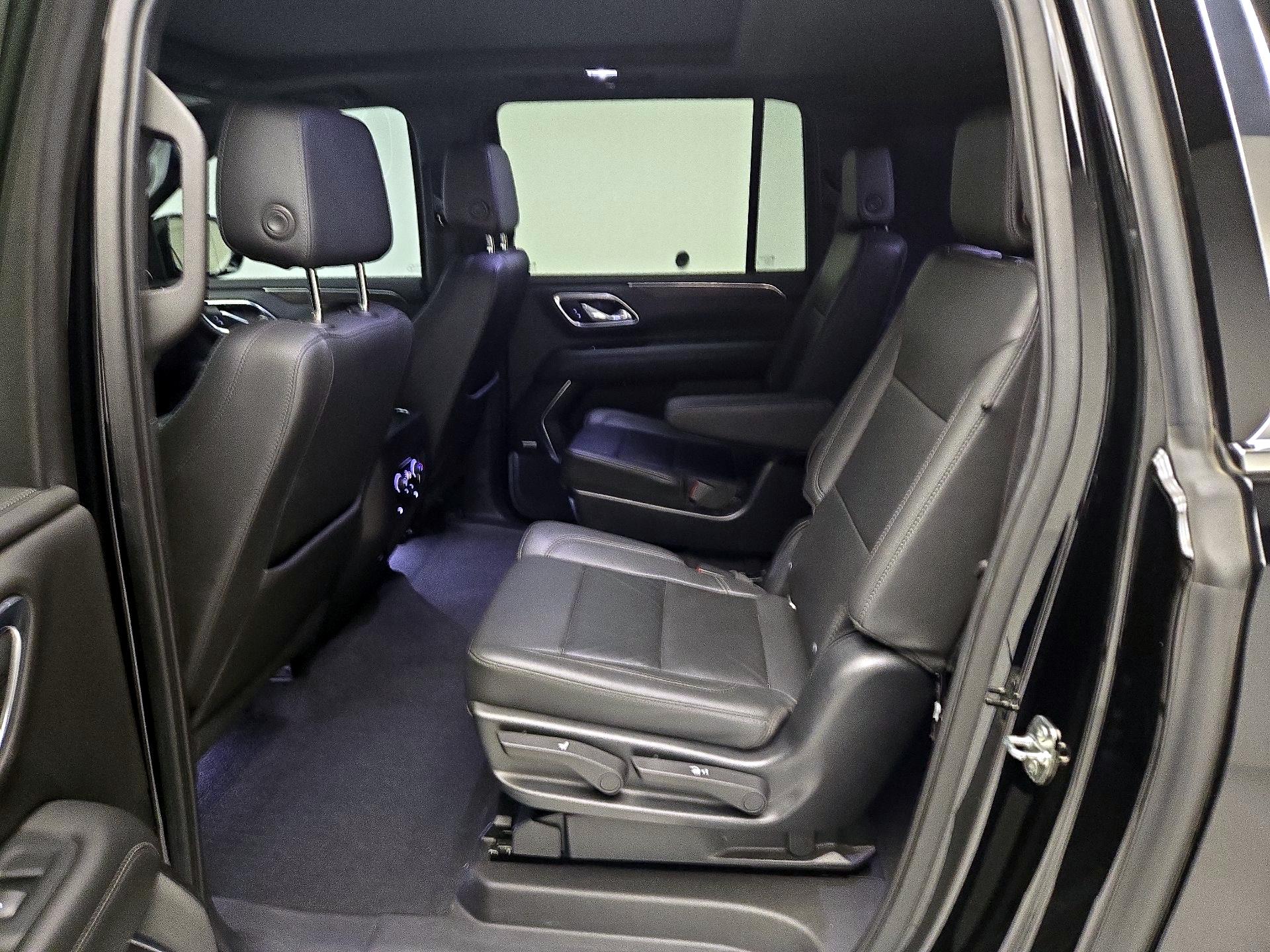 Thumbnail: 2021 Chevrolet Suburban - 16