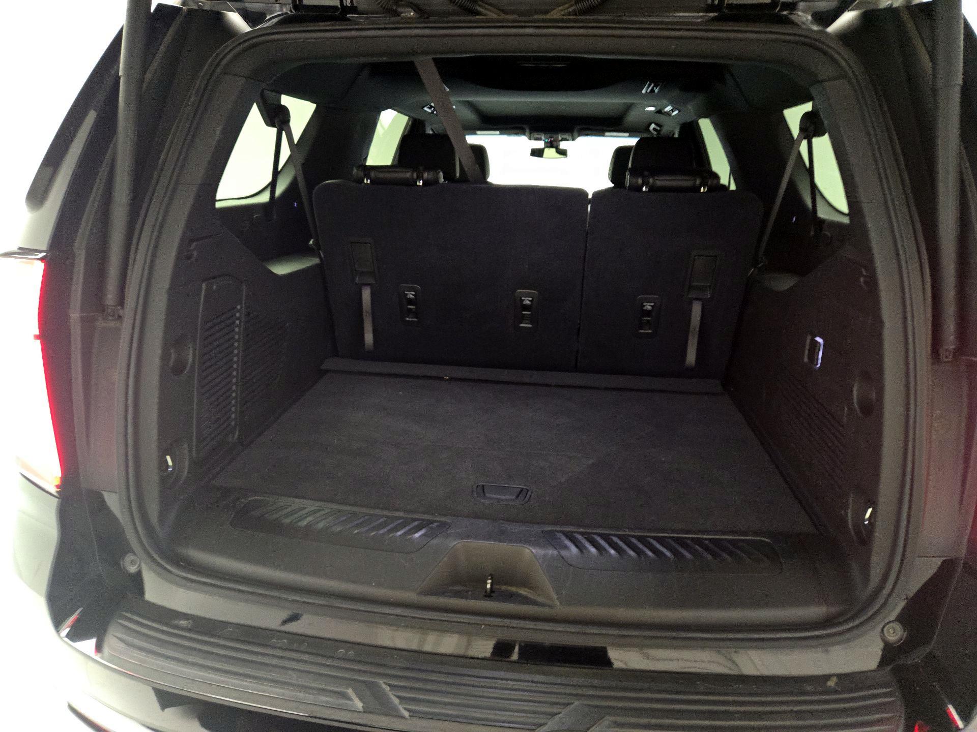 Thumbnail: 2021 Chevrolet Suburban - 18