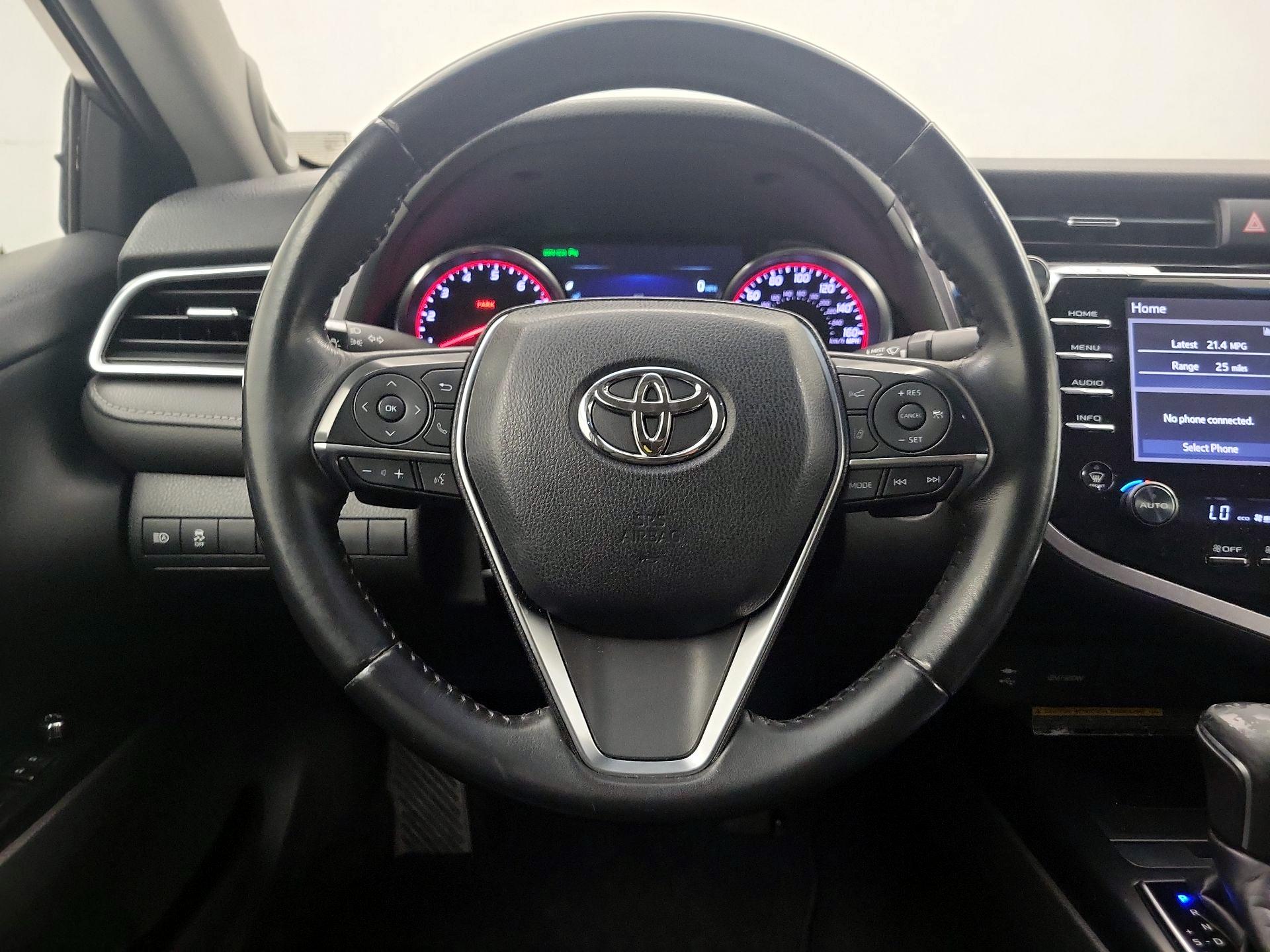 Thumbnail: 2018 Toyota Camry - 10