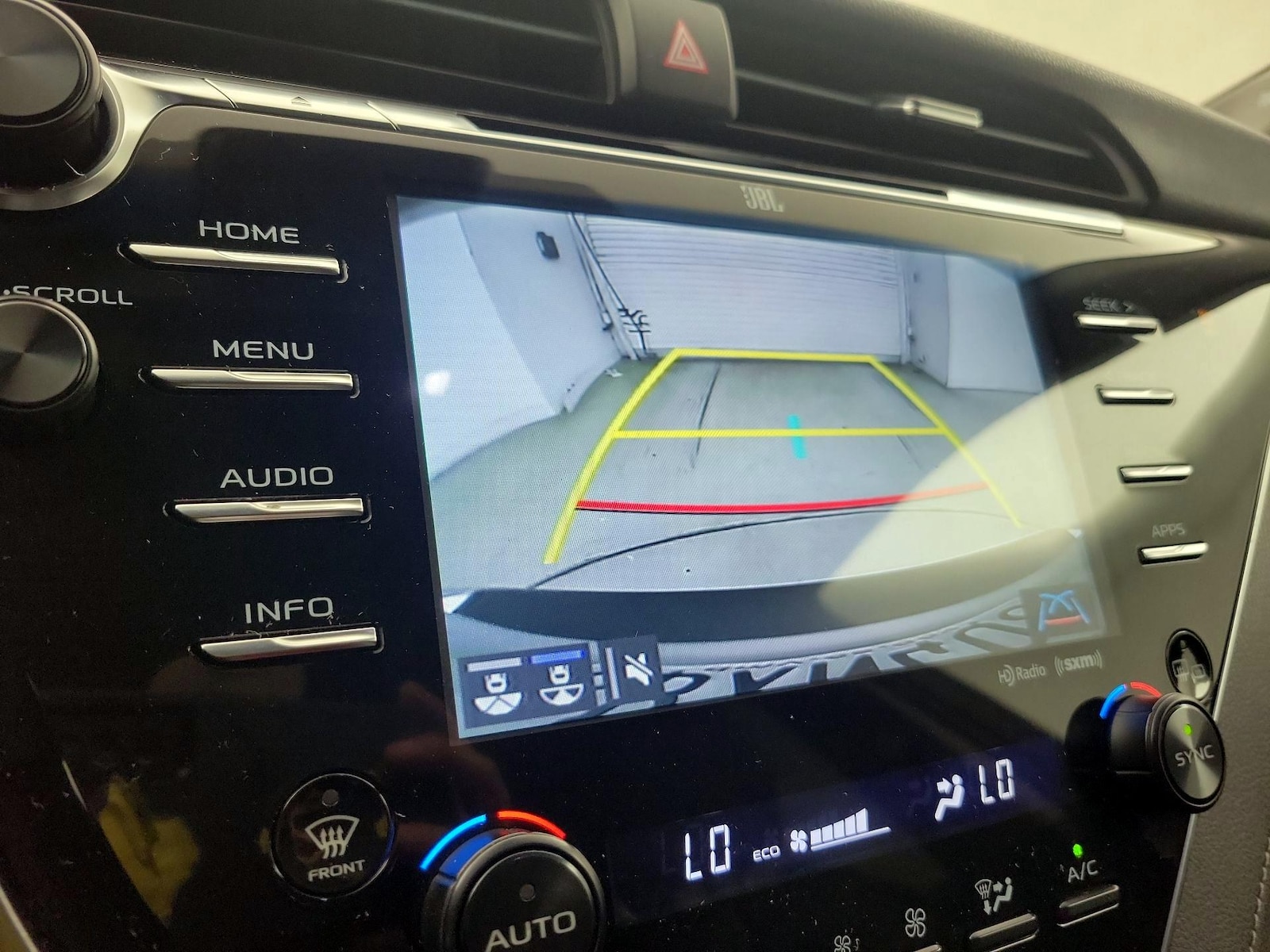 2018 Toyota Camry XSE - Photo 15