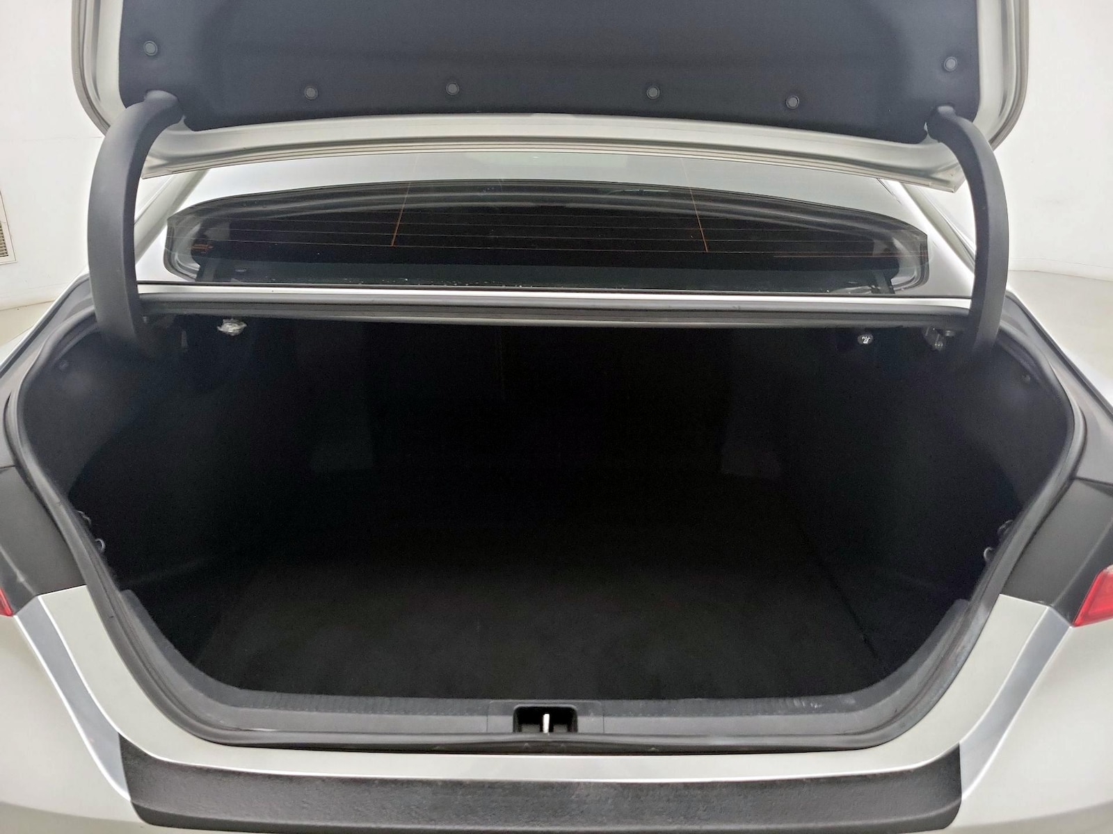 2018 Toyota Camry XSE - Photo 21