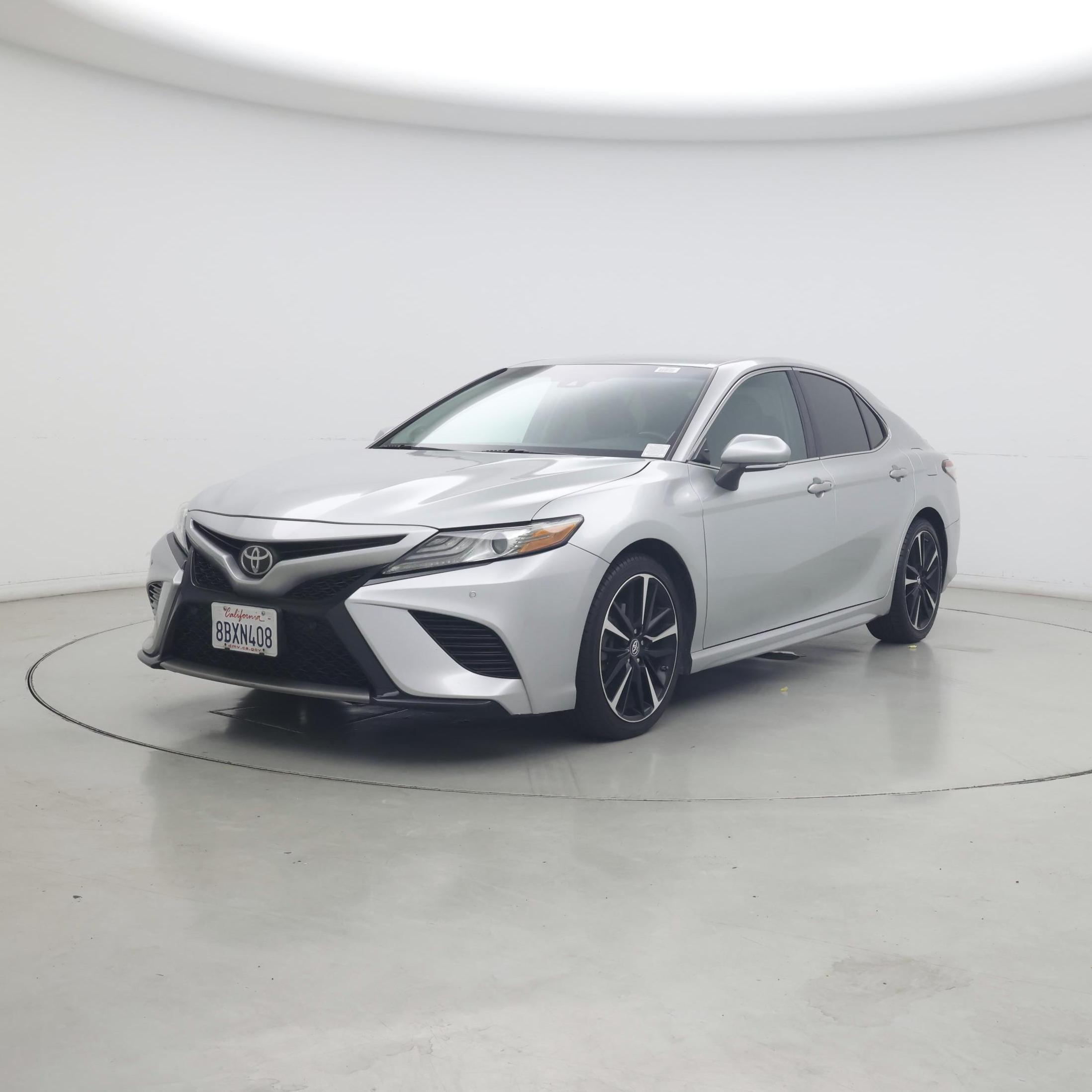 Thumbnail: 2018 Toyota Camry - 4
