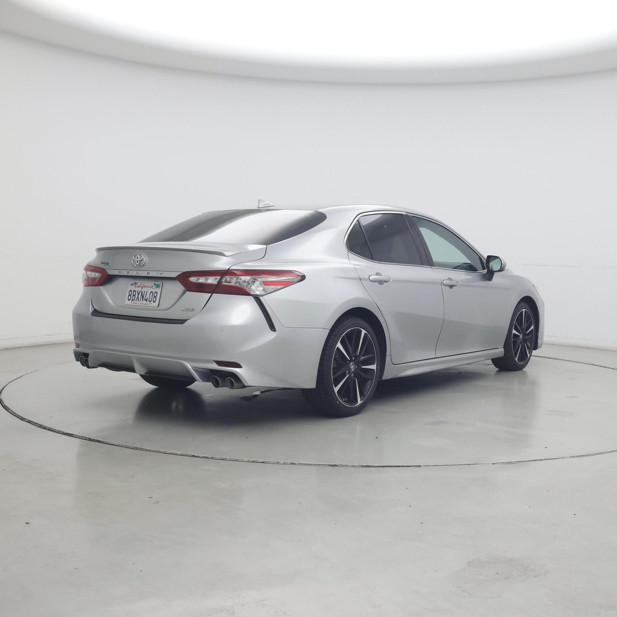 Thumbnail: 2018 Toyota Camry - 8