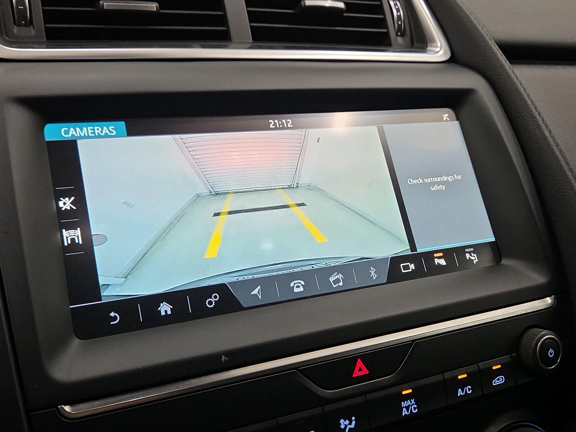 Thumbnail: 2020 Jaguar E-Pace - 14