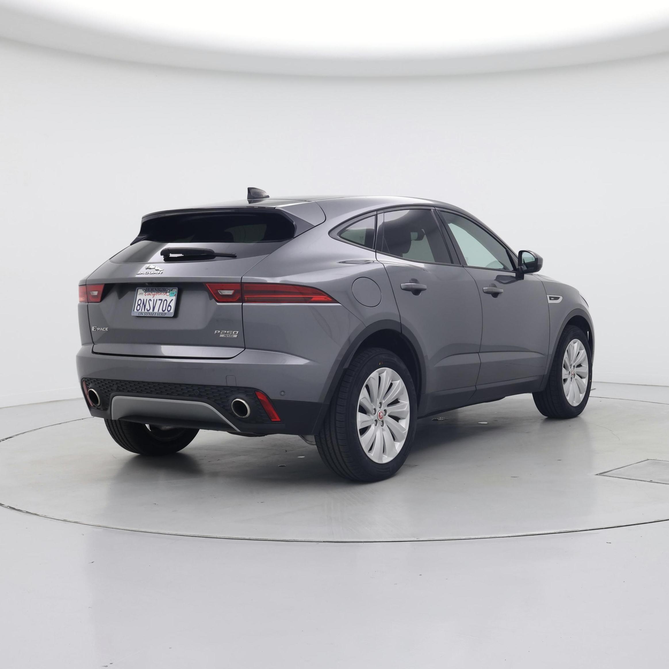 Thumbnail: 2020 Jaguar E-Pace - 8