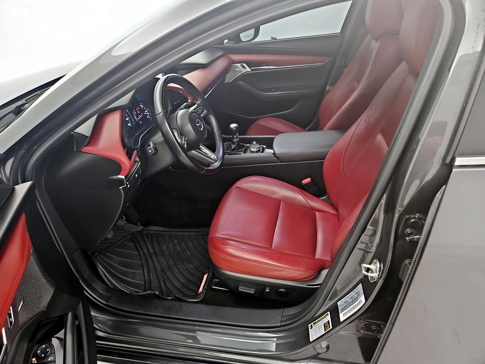 Thumbnail: 2021 Mazda Mazda3 - 11