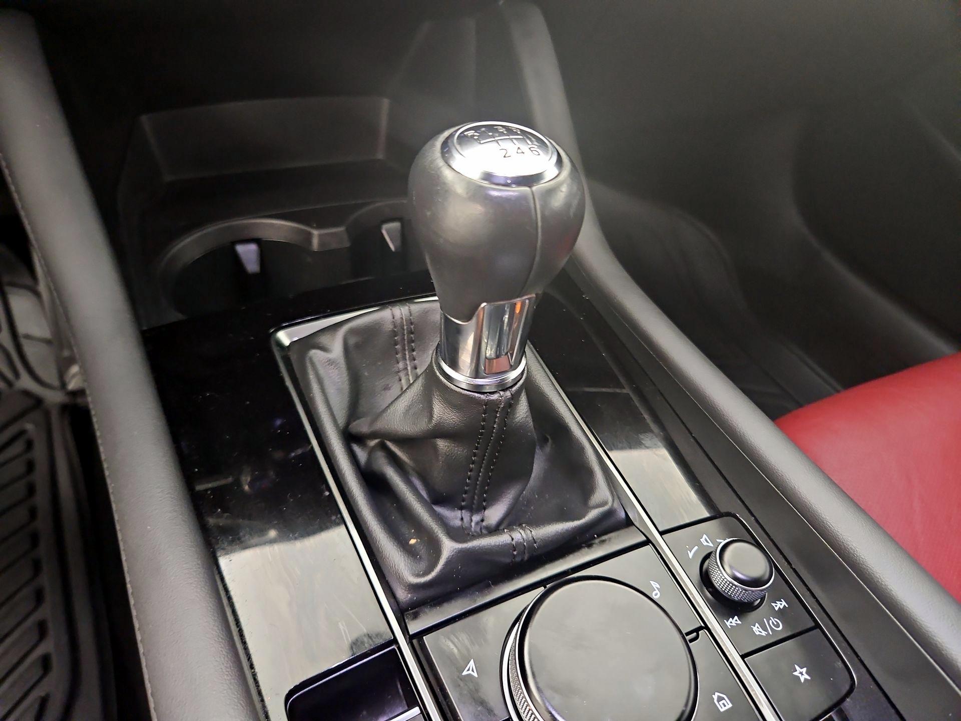 Thumbnail: 2021 Mazda Mazda3 - 18