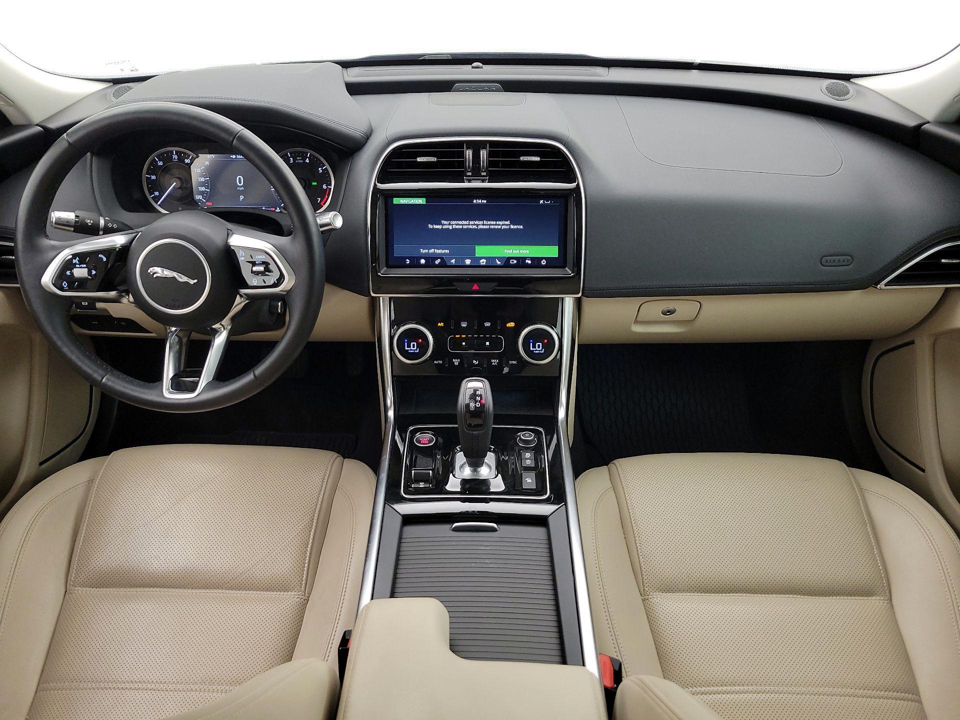 Thumbnail: 2020 Jaguar XE - 9