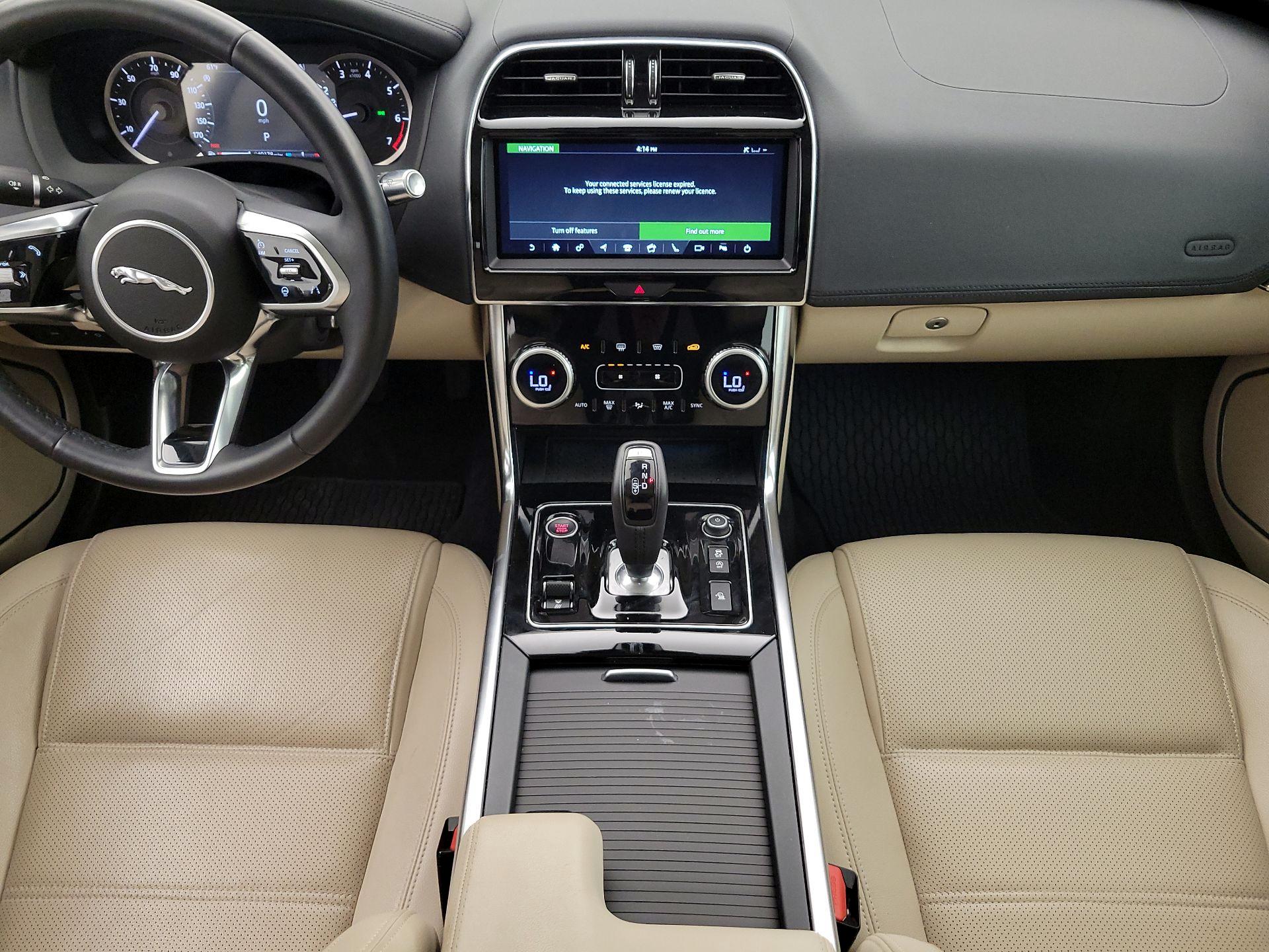 Thumbnail: 2020 Jaguar XE - 18