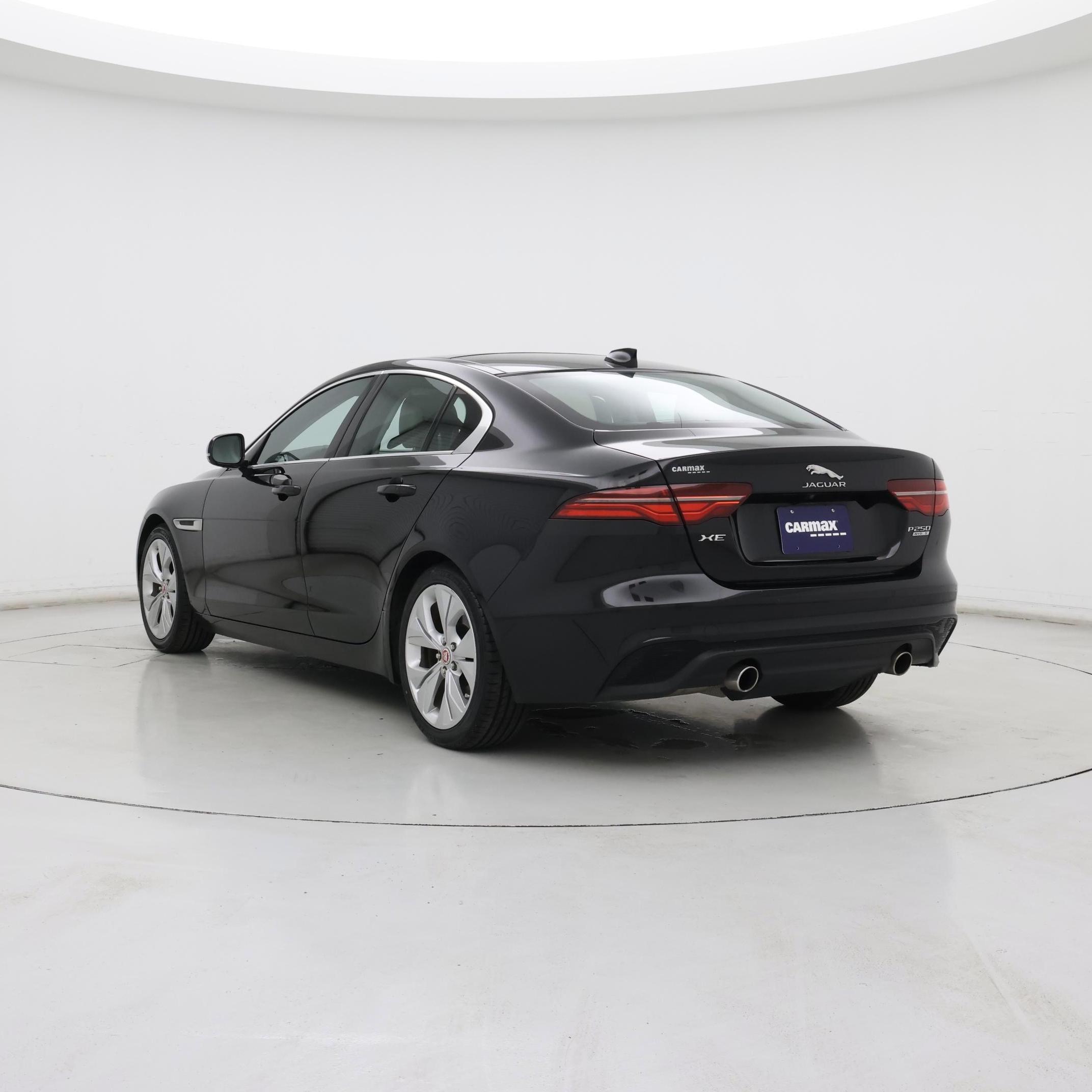 Thumbnail: 2020 Jaguar XE - 2