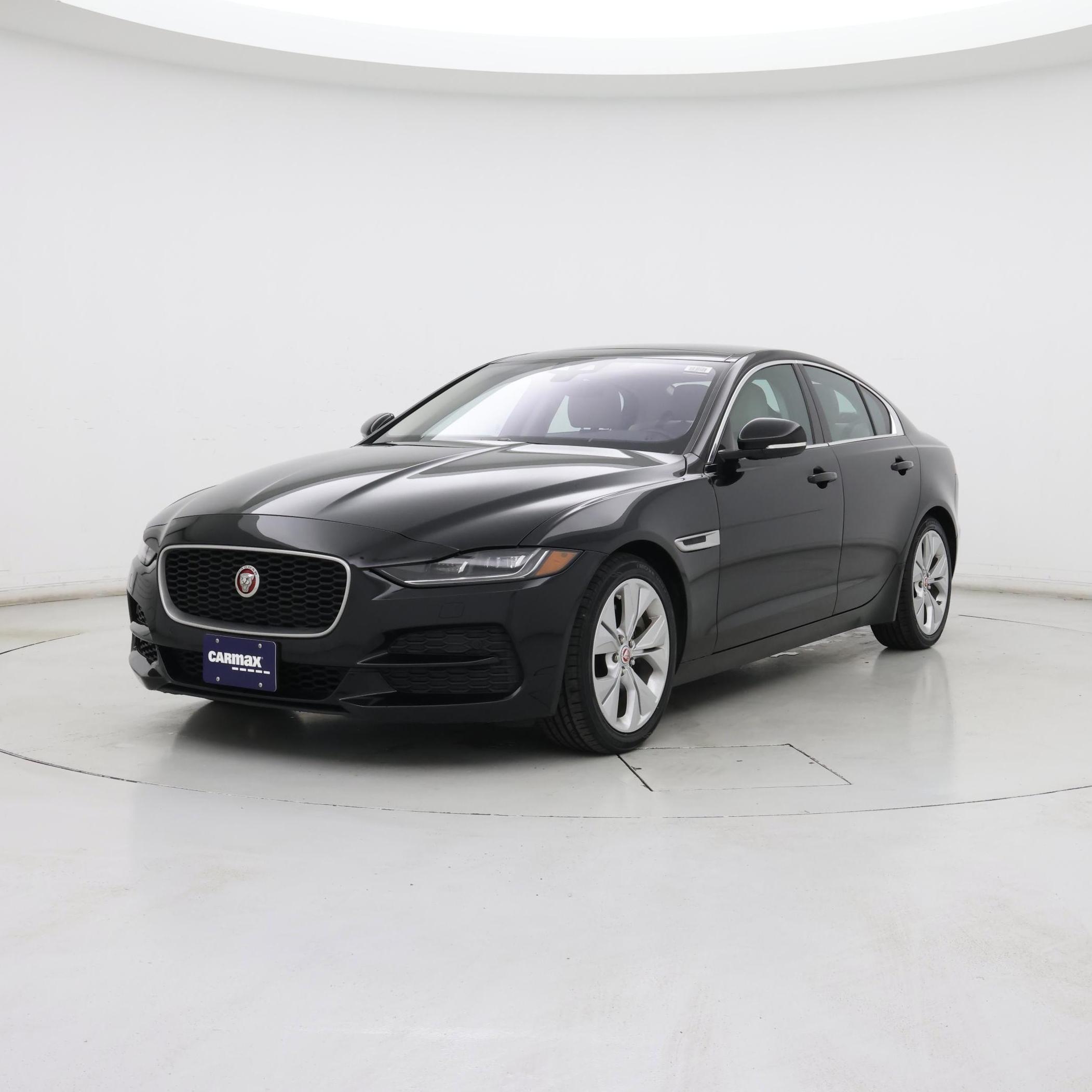 Thumbnail: 2020 Jaguar XE - 4