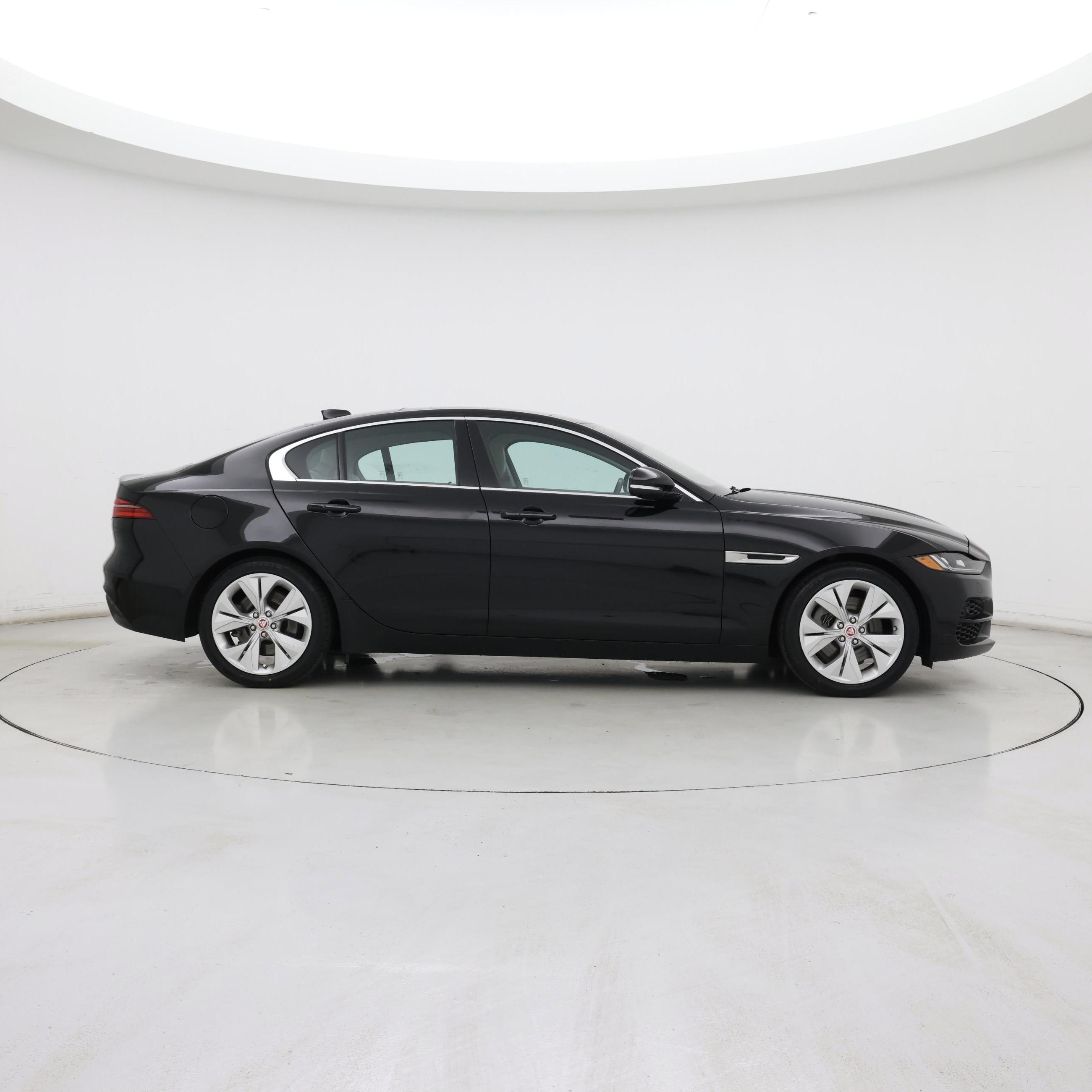 Thumbnail: 2020 Jaguar XE - 7