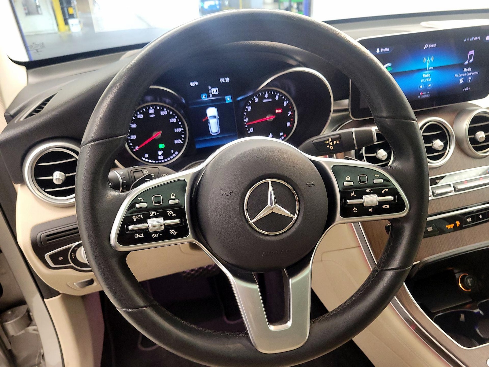 2020 Mercedes-Benz GLC GLC300 - Photo 9