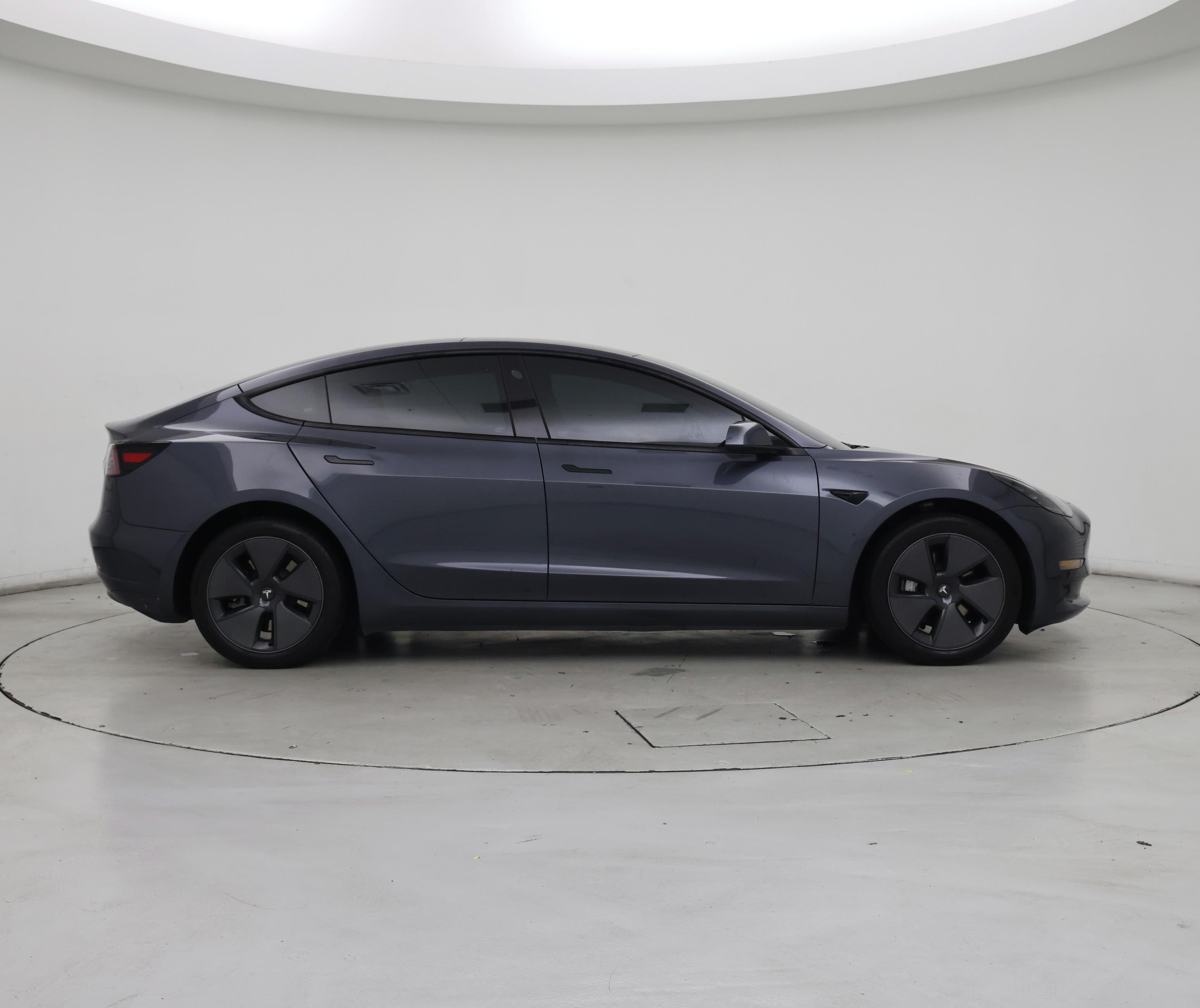 Thumbnail: 2023 Tesla Model 3 - 7