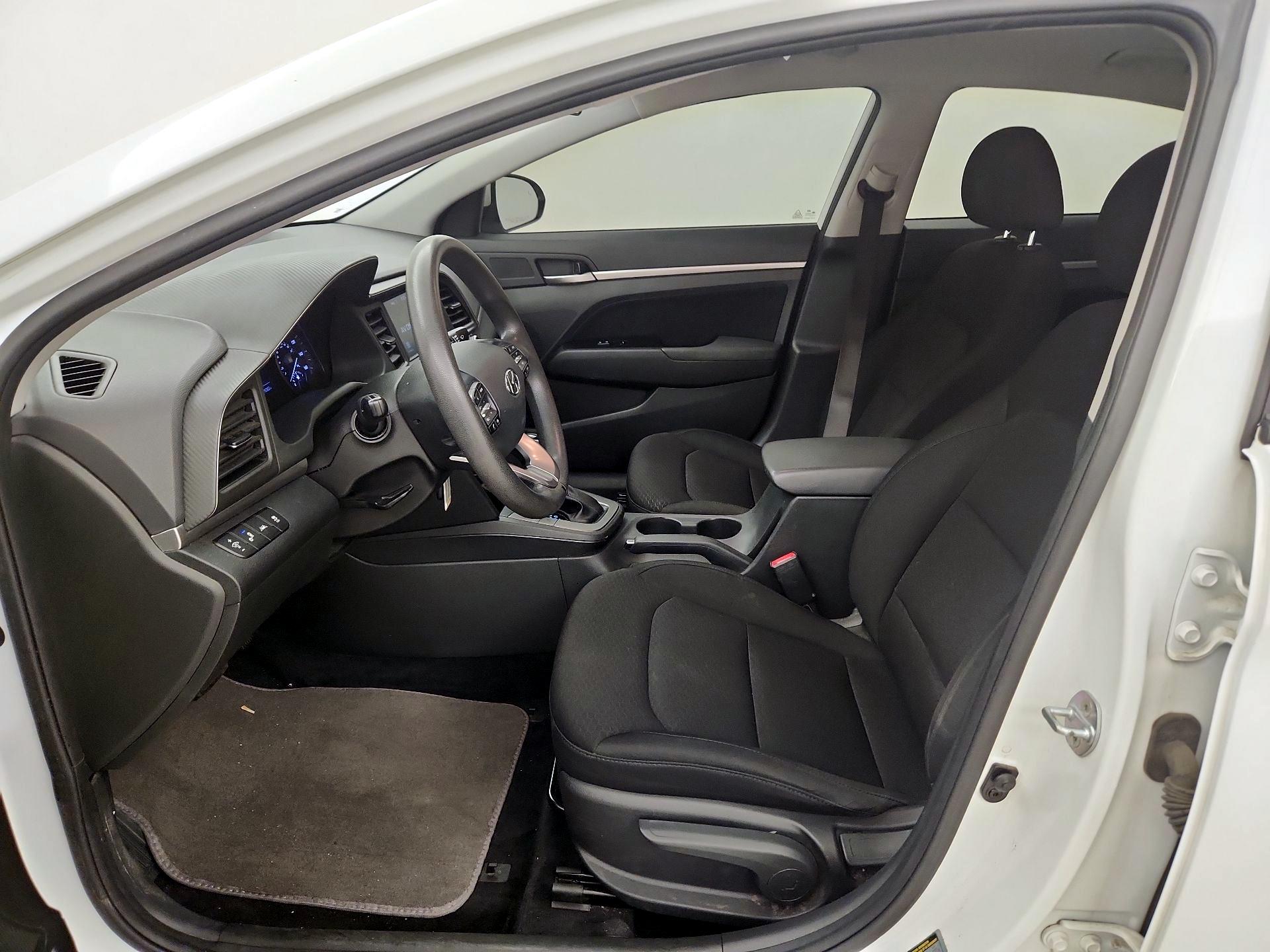 Thumbnail: 2019 Hyundai Elantra - 11